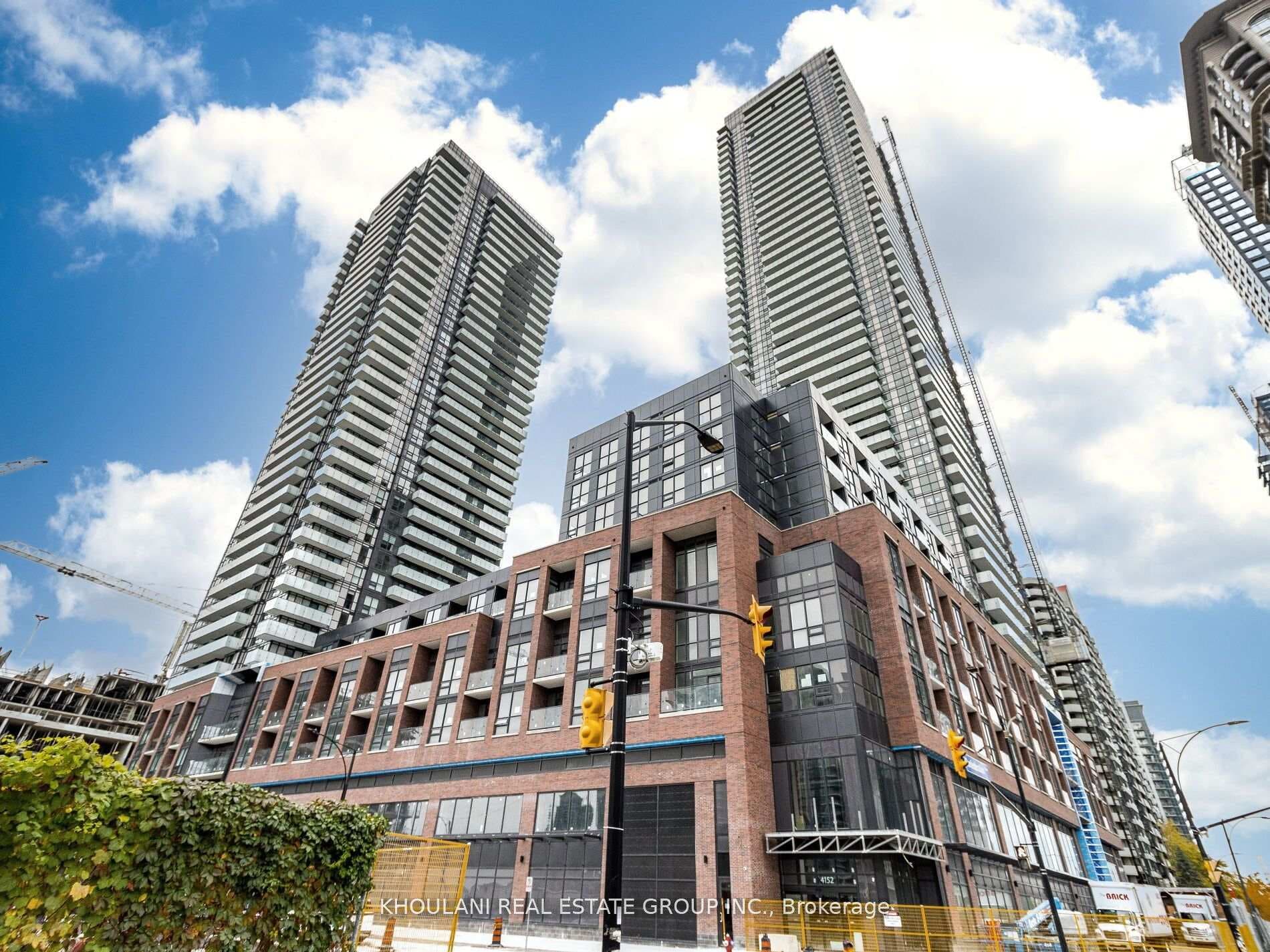 4130 Parkside Village Drive Unit 2803, Mississauga, ON L5B 0L7 - Photo 1
