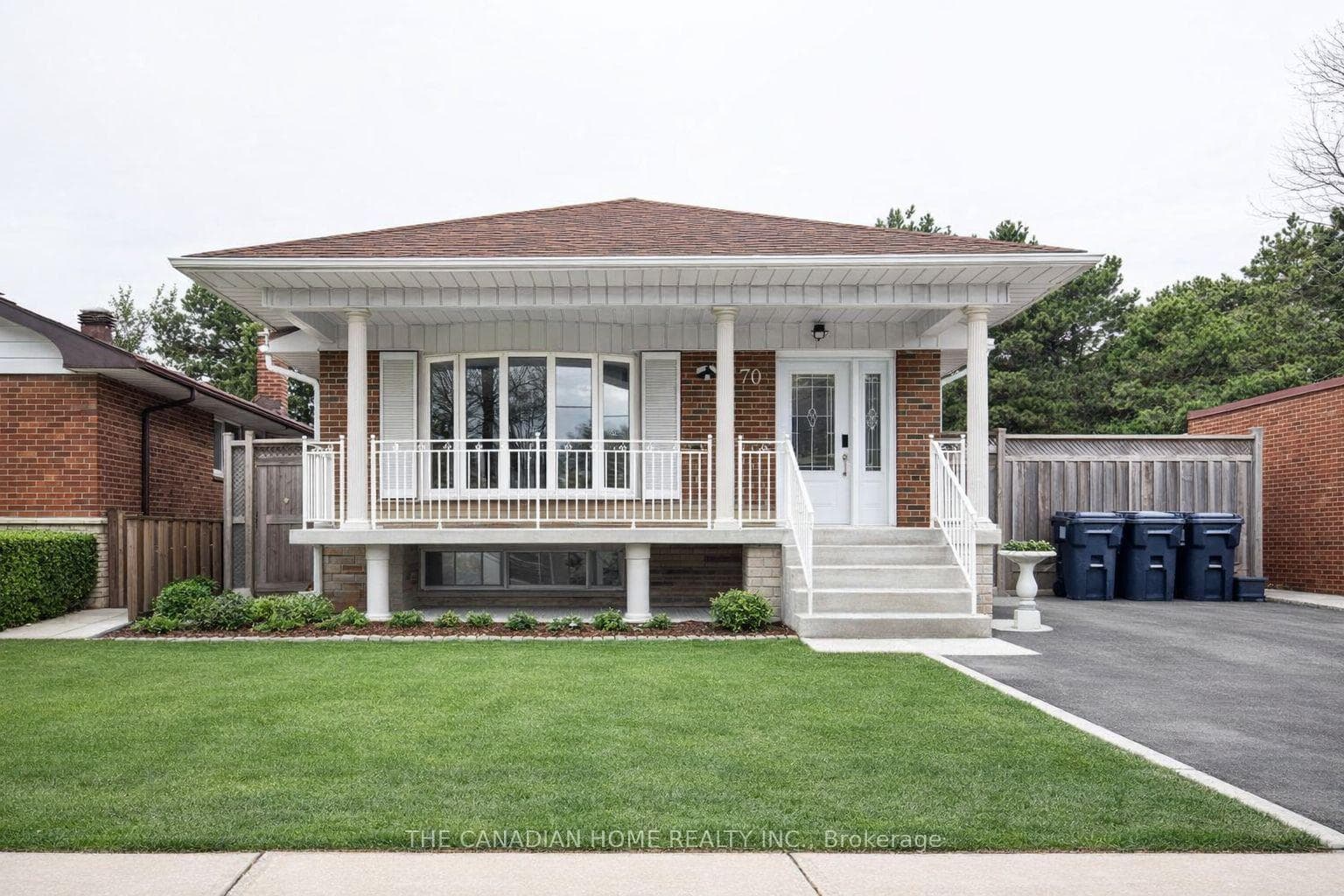 70 Moraine Hill BSMT Drive, Scarborough Village / Eglinton East, ON M1T 2A2 - Photo 1