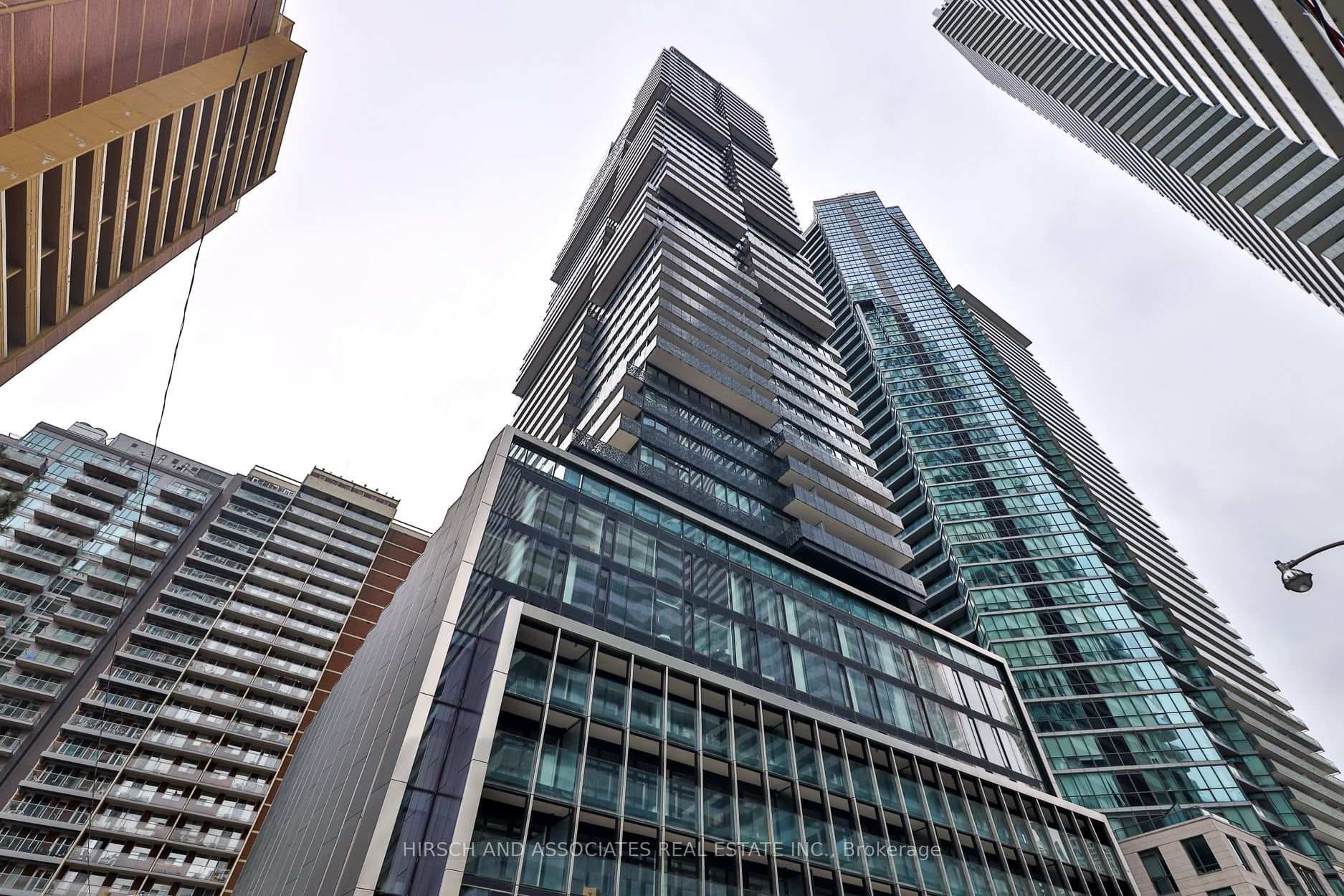 55 Charles Street Unit 1911, Toronto C08