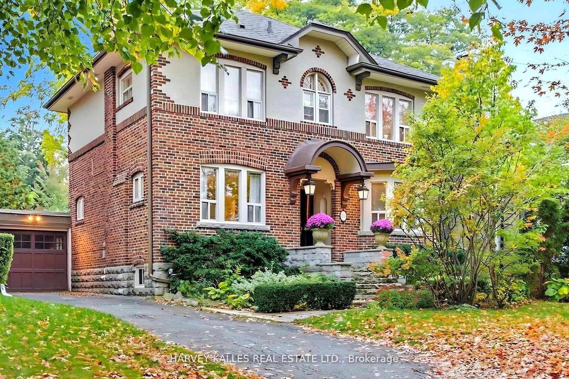 202 Dinnick Crescent, Lawrence Park / Bedford Park, ON M4N 1M3 - Photo 1