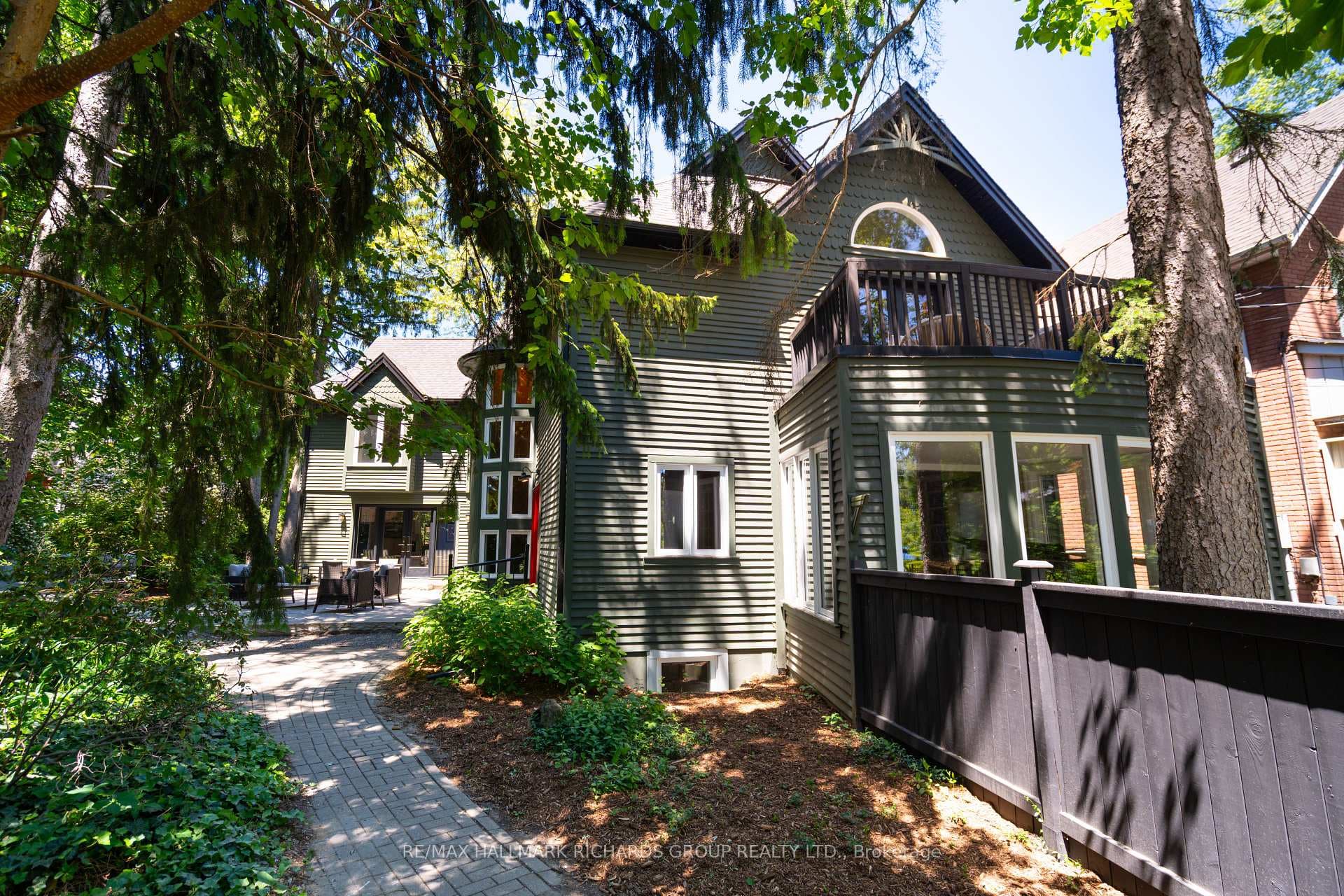 10 Springbank Avenue, Birch Cliff / Cliffside, ON M1N 1G3 - Photo 1