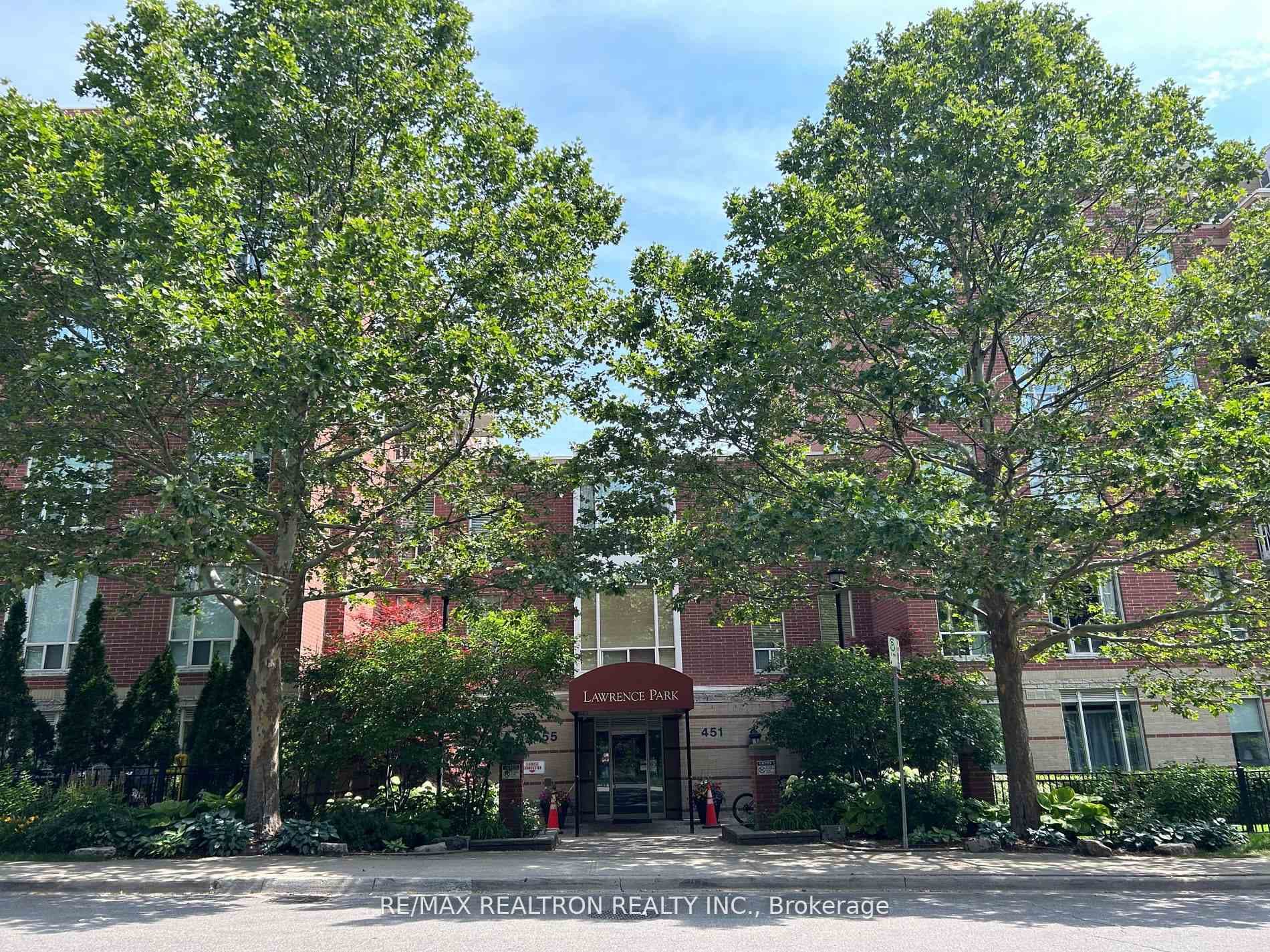 451 Rosewell Avenue Unit 607, Lawrence Park / Bedford Park