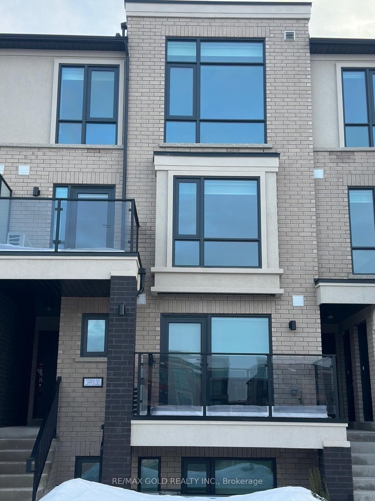 5 Romilly Avenue Unit 7, Brampton, ON L7A 5L8 - Photo 1