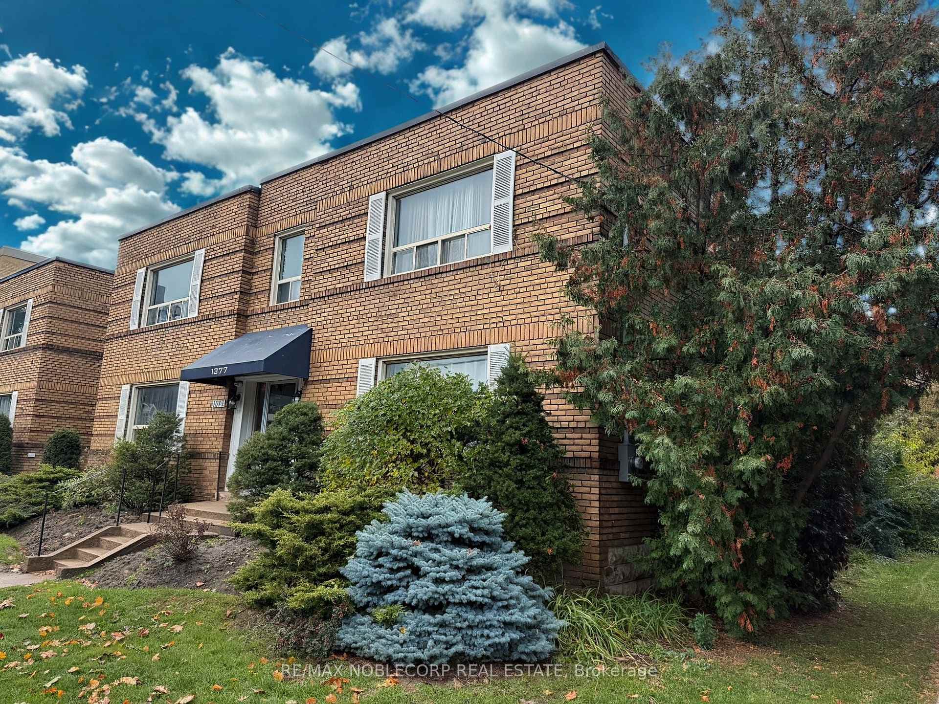 1377 Bayview Avenue Unit 1, Flemingdon Park / Don Mills, ON M4G 3A5 - Photo 1
