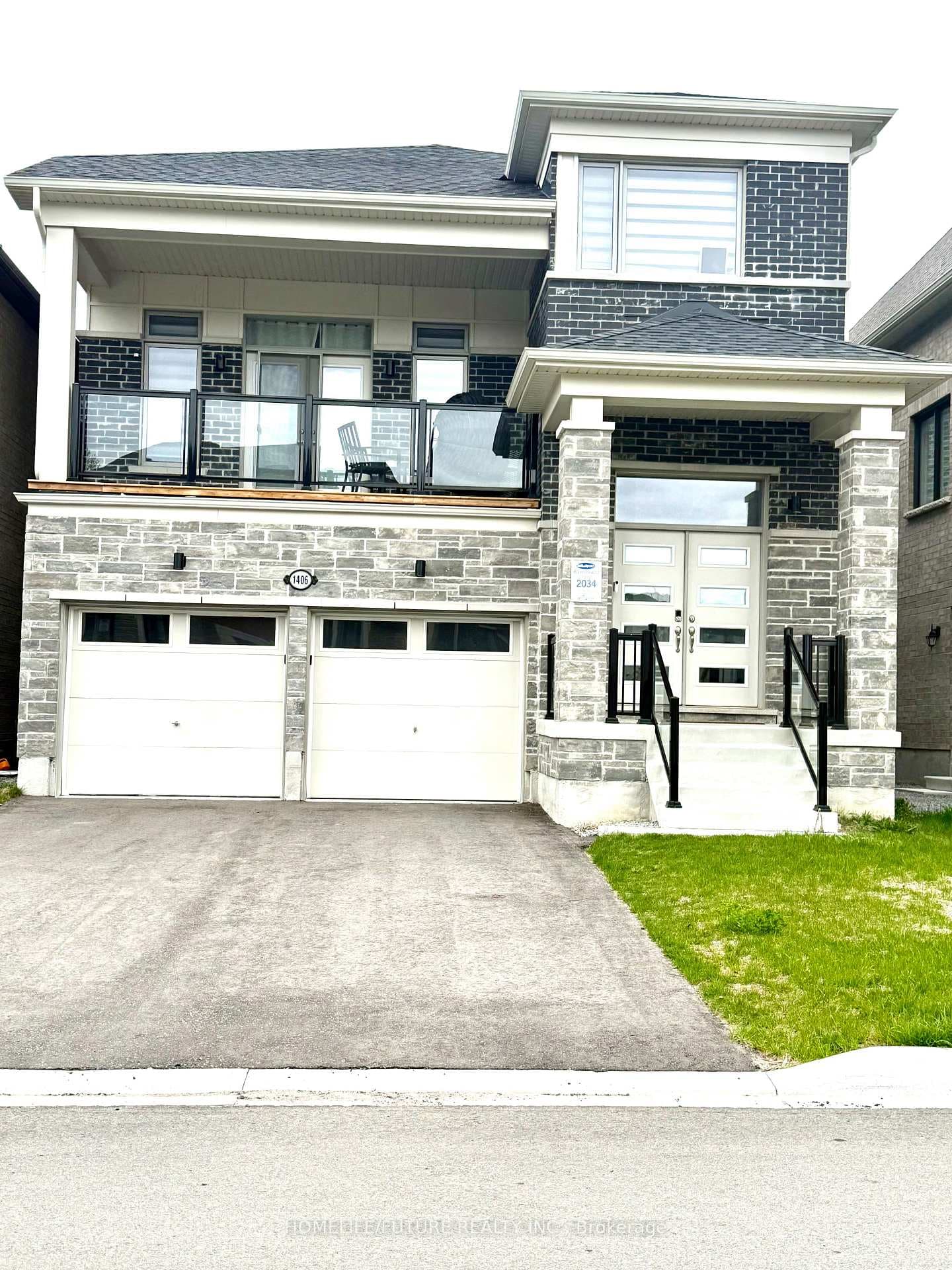 1406 Swallowtail Lane, Pickering, ON L1X 0N8 - Photo 1