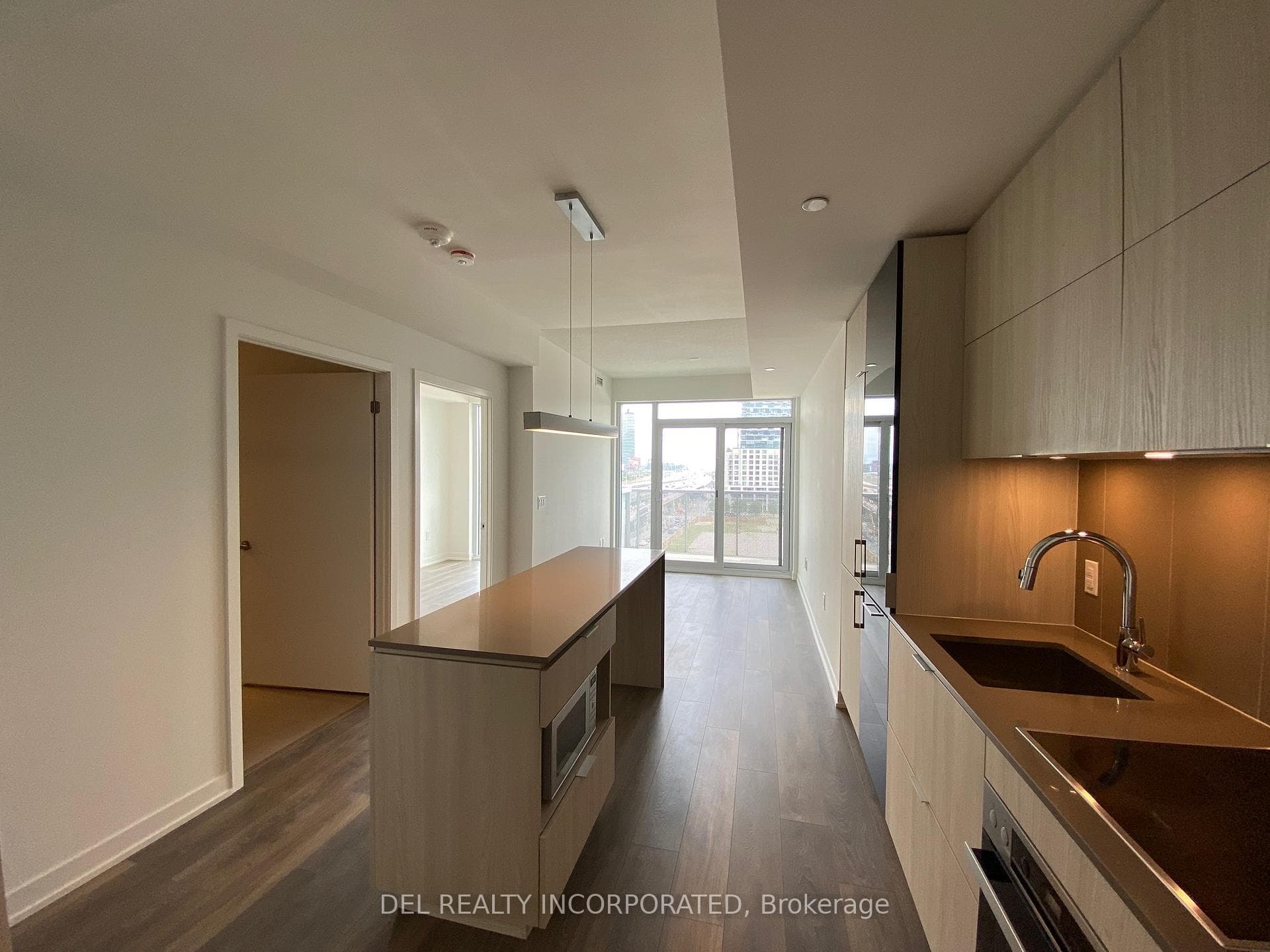 20 Richardson Street Unit 501, Regent Park / Cabbagetown / St. James Town, ON M5A 0S6 - Photo 1