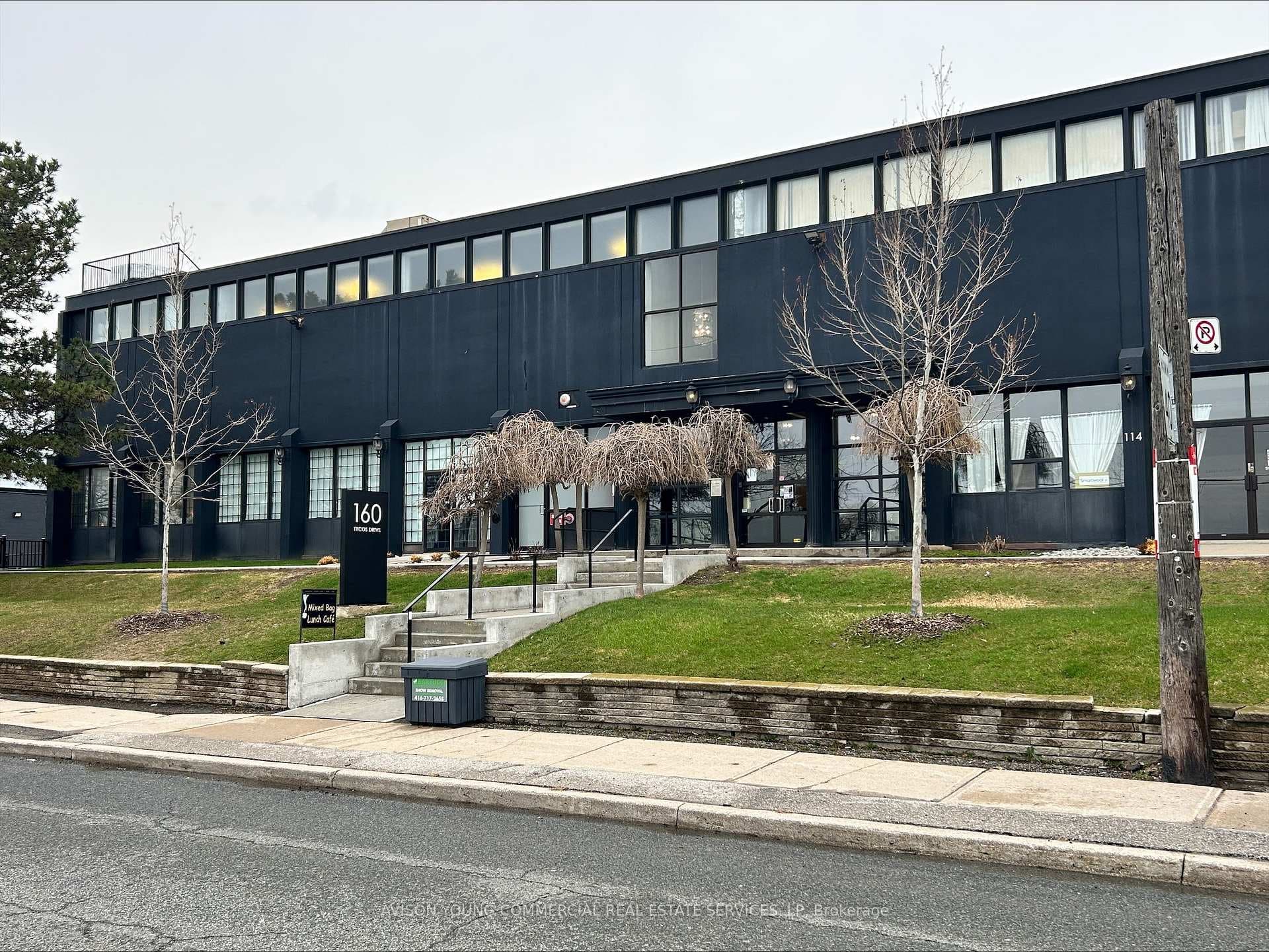 160 Tycos Drive Unit 2205, York / Weston, ON M6W 1W8 - Photo 1
