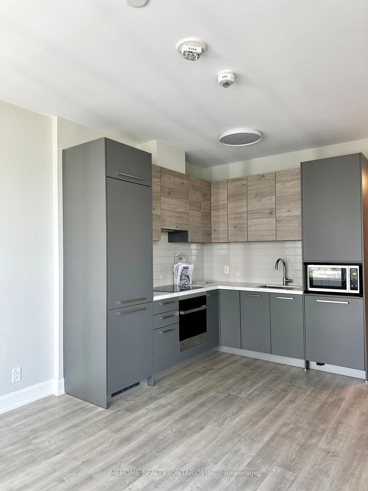 38 Gandhi Lane Unit 1711, Markham