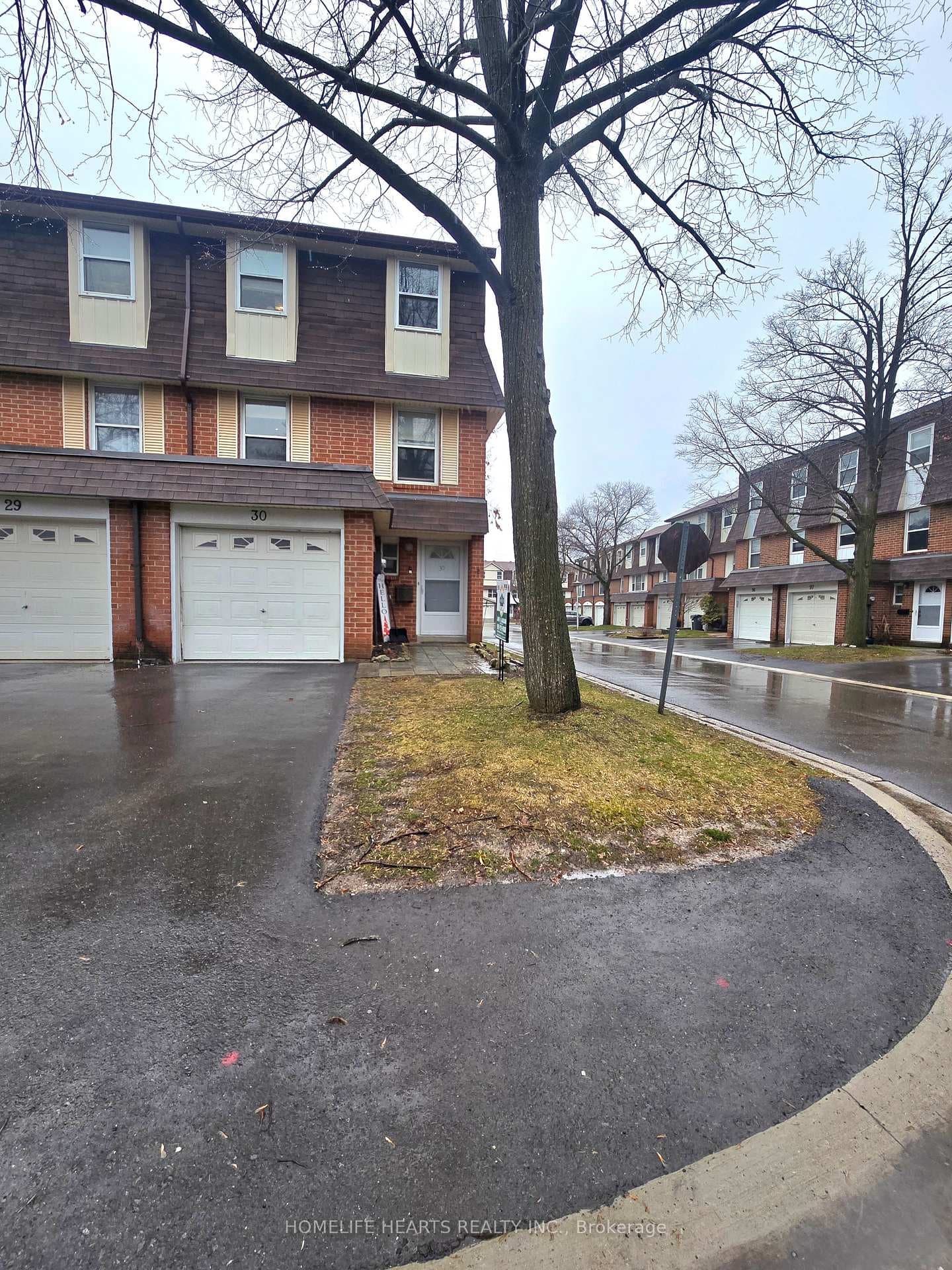 235 Bronte Street Unit 30, Milton, ON L9T 3V8 - Photo 1