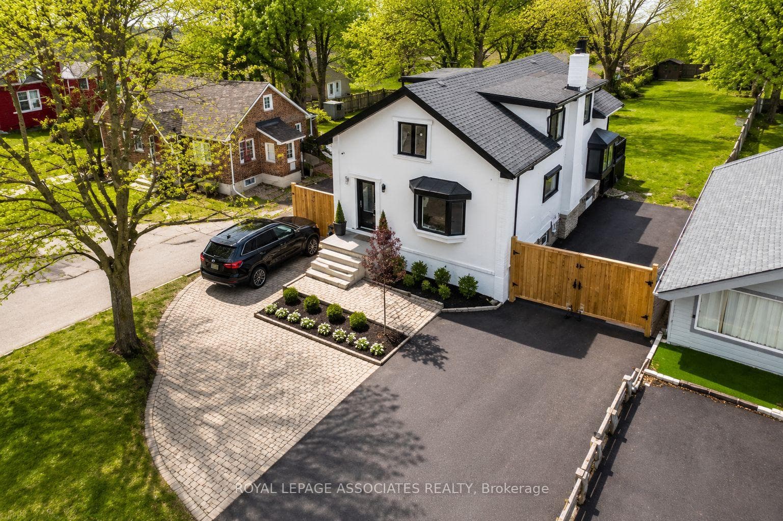 515 Kingston Road, Ajax, ON L1S 6M1 - Photo 1