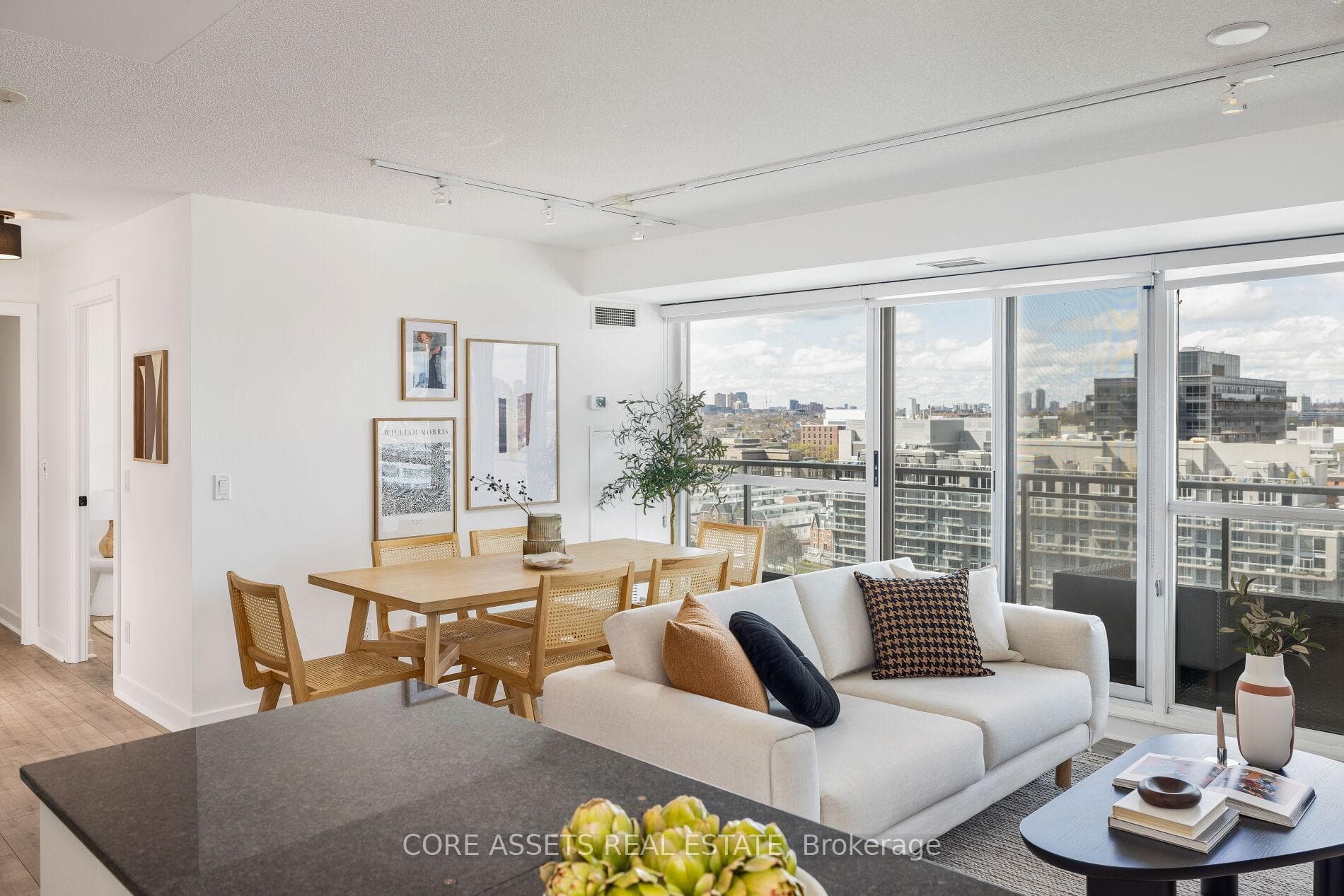 80 Western Battery Road Unit 1405, Toronto C01