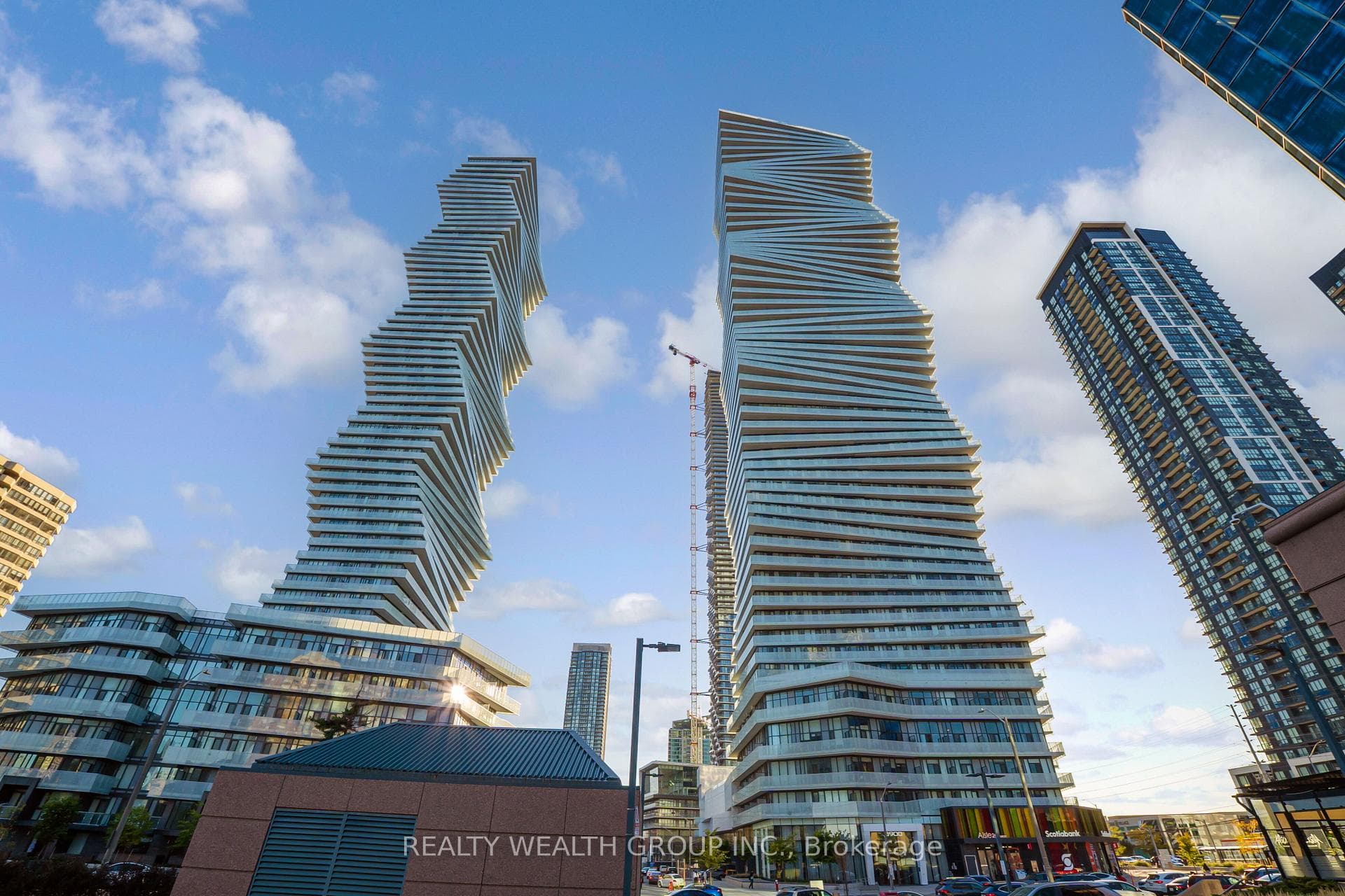 3900 Confederation Parkway Unit 3911, Mississauga, ON L5B 0M3 - Photo 1