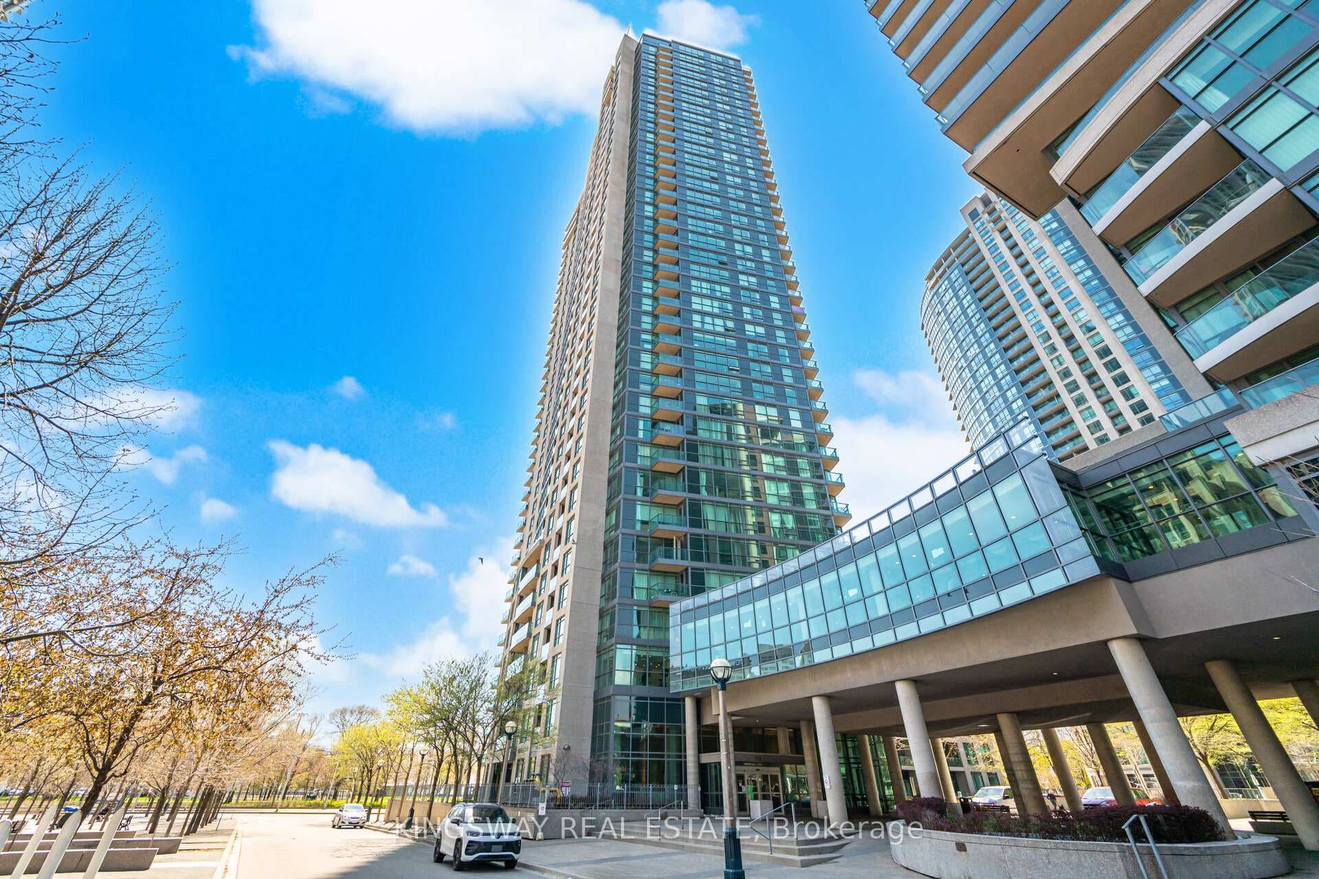 215 FORT YORK Boulevard Unit 3211, Downtown Toronto / Waterfront, ON M5V 4A1 - Photo 1
