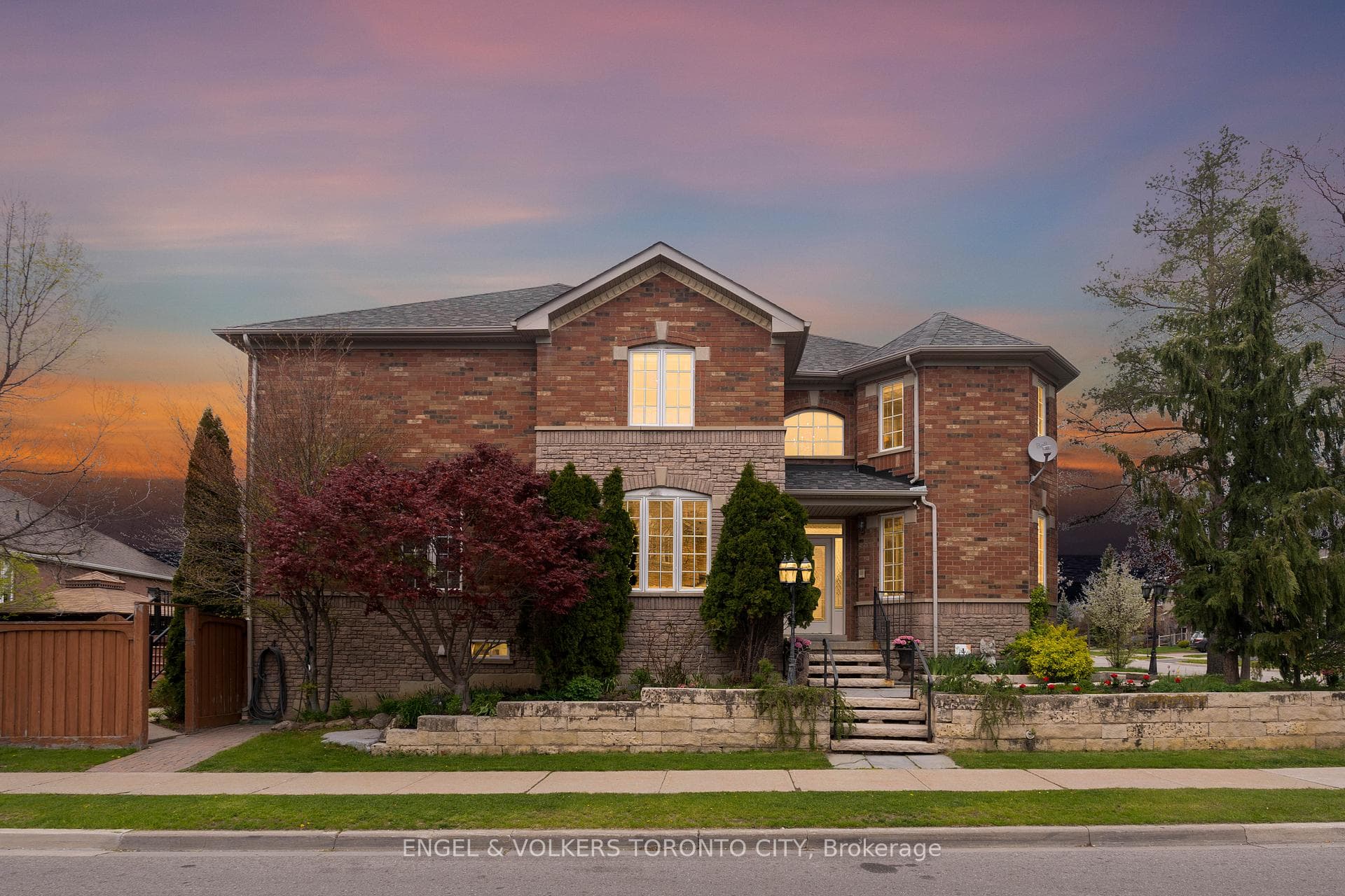 342 Sunset Ridge, Vaughan
