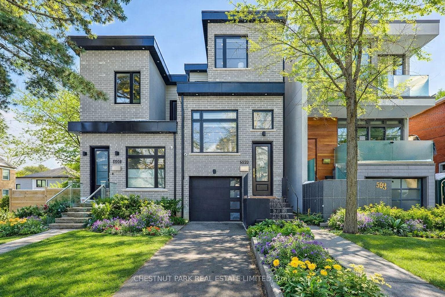 599 Soudan Avenue, Leaside / Davisville, ON M4S 1X1 - Photo 1