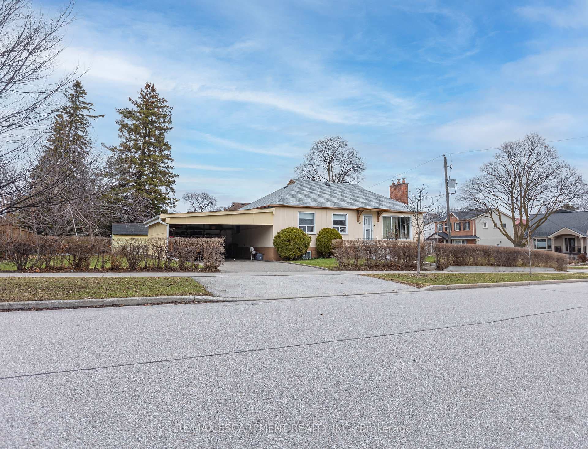 1 Snaresbrook Drive, Etobicoke (West Mall / Rexdale), ON M9W 2N5 - Photo 1