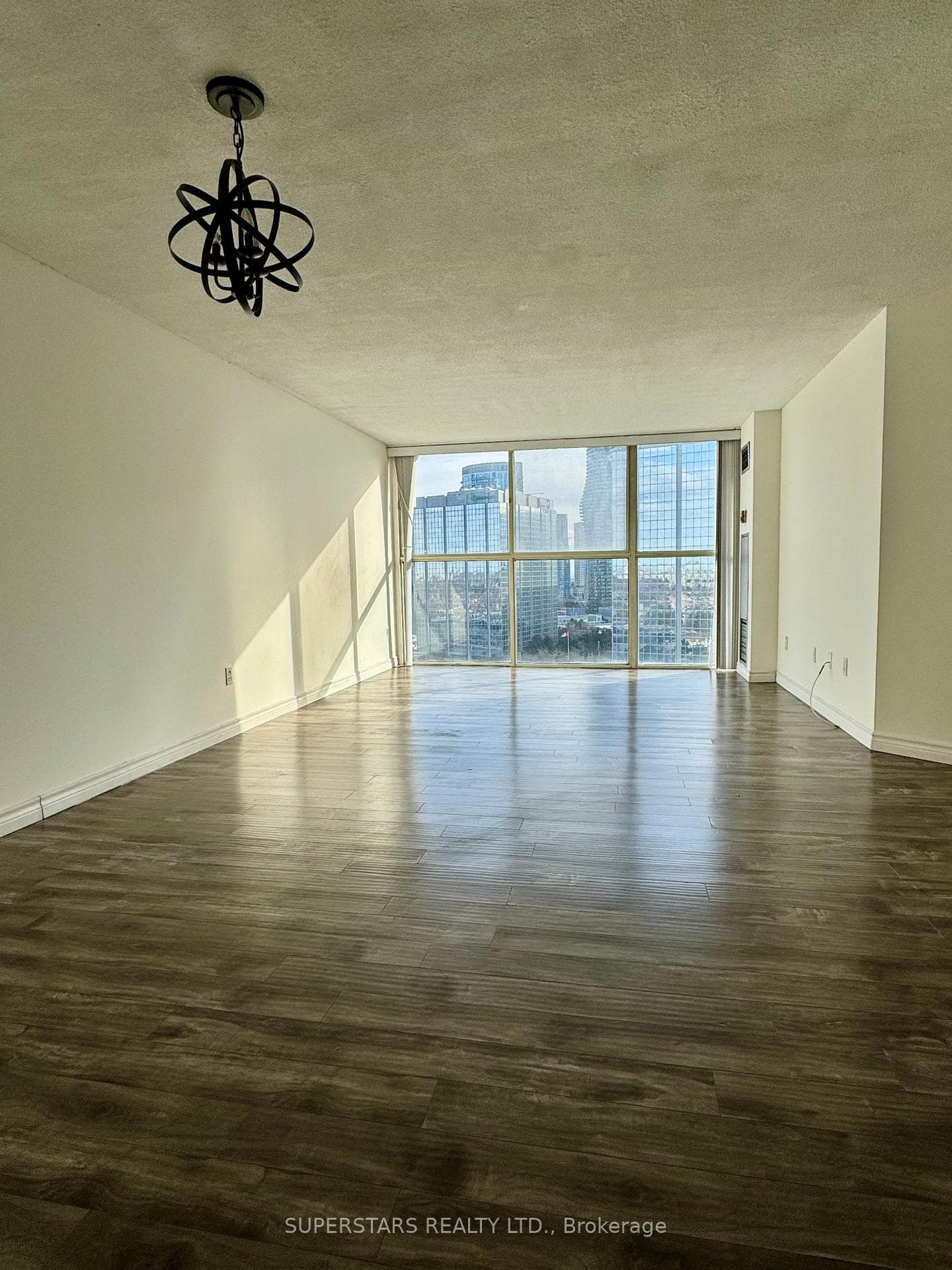 4185 Shipp Drive Unit 1219, Mississauga, ON L4Z 2Y8 - Photo 1
