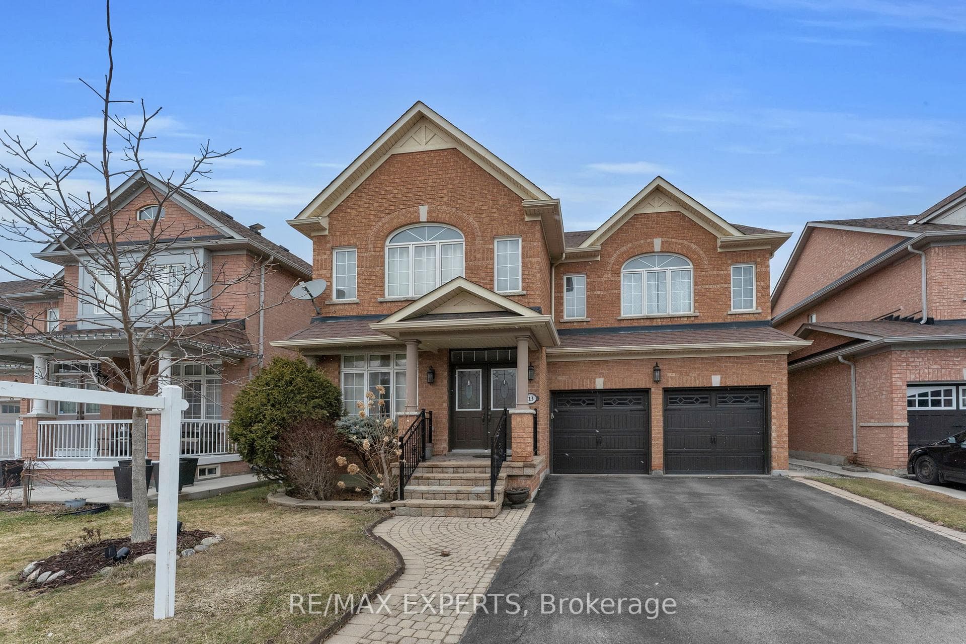 13 Villagewood Street, Brampton, ON L6P 2C3 - Photo 1