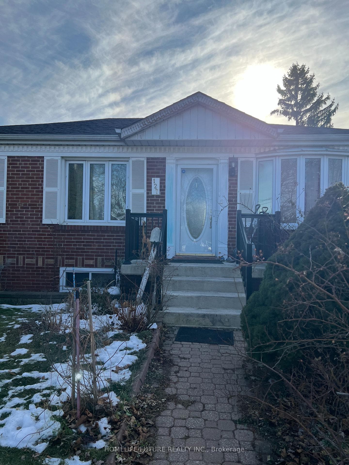 127 Chillery Avenue Unit Bsmt, Scarborough Town Centre, ON M1K 4T5 - Photo 1