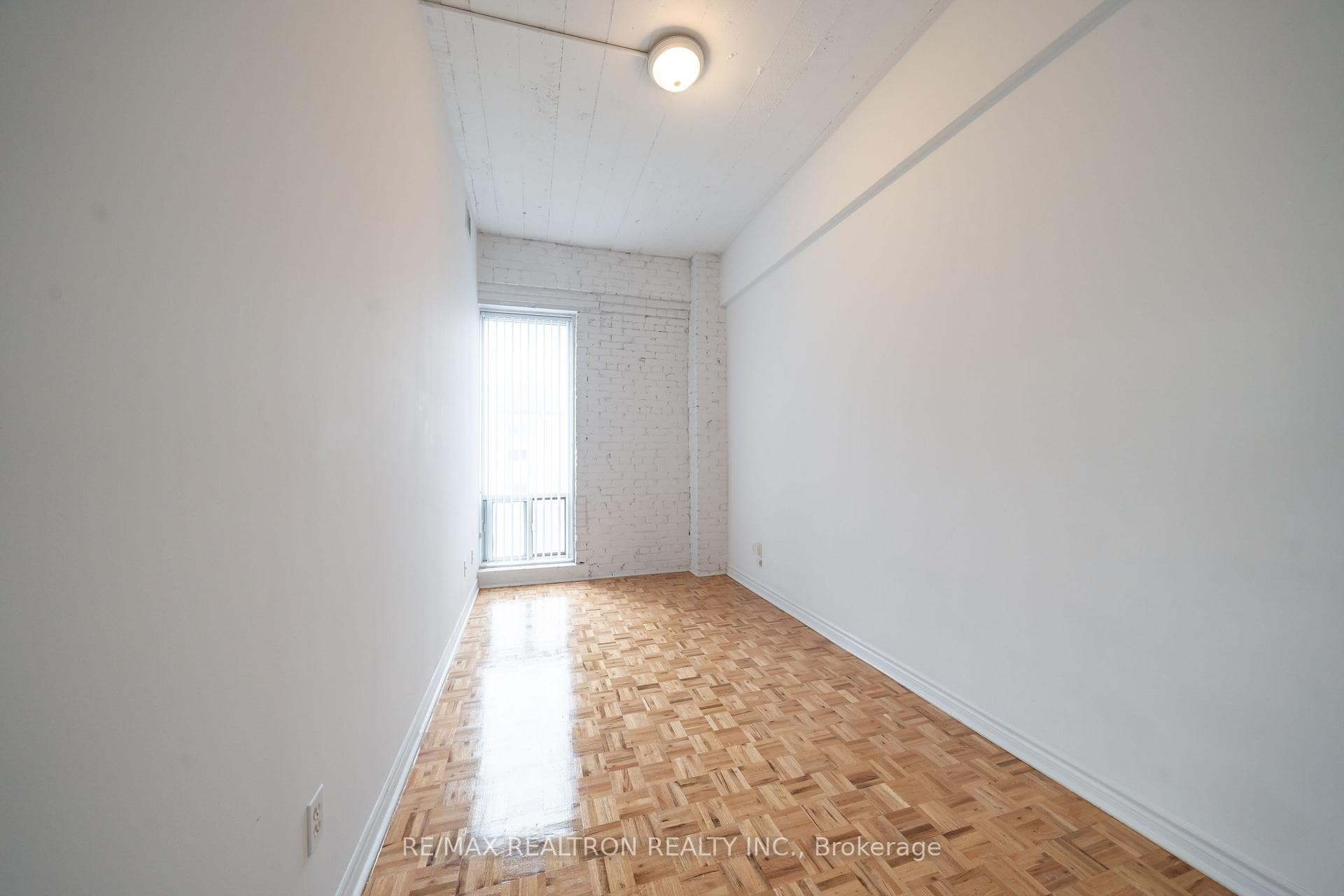 1401 Dupont Street Unit 406, Bloor West Village / Swansea, ON M6H 4J7 - Photo 1