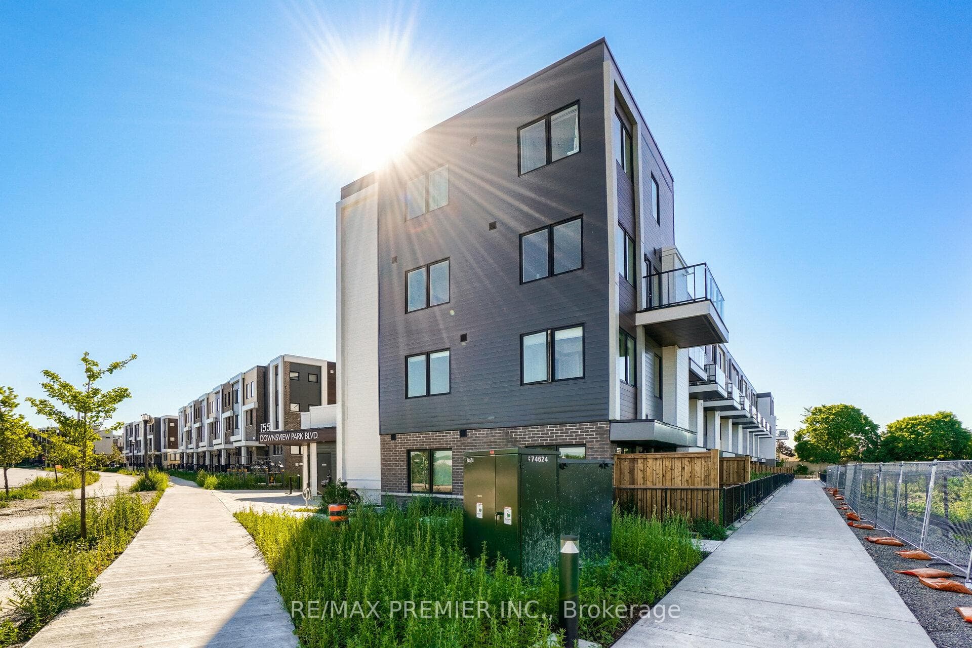 155 Downsview Park Boulevard Unit 116, Downsview / Black Creek, ON M3K 0E3 - Photo 1