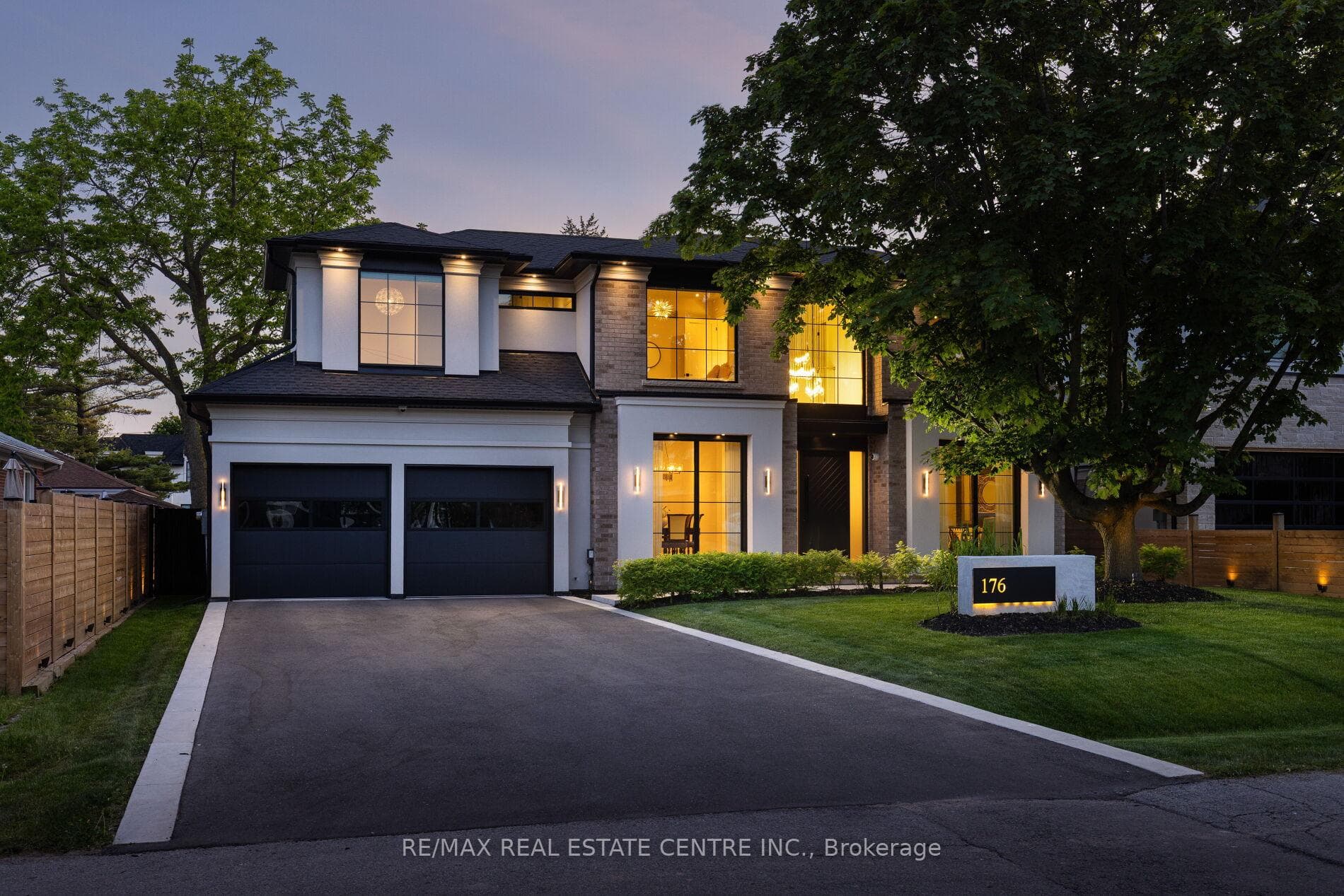 176 Weybourne Road, Oakville, ON L6K 2T7 - Photo 1
