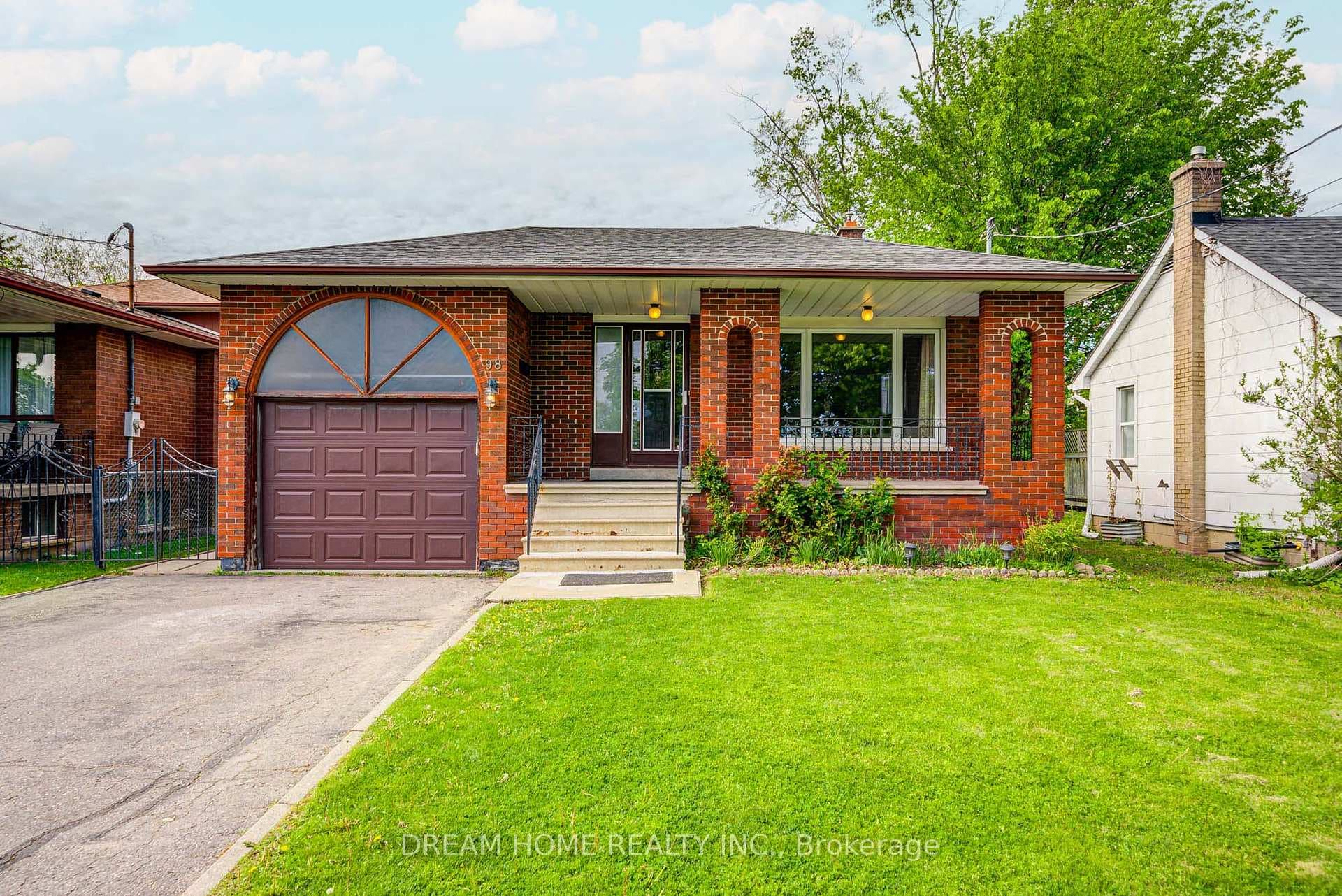 98 Weldrick Road, Richmond Hill, ON L4C 3T8 - Photo 1