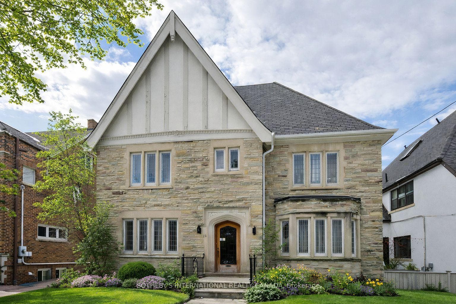 10 Gardiner Road, Forest Hill / Deer Park, ON M5P 3B3 - Photo 1