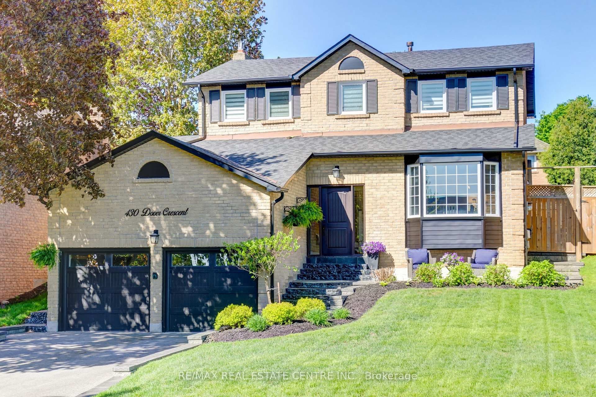 430 Dover Crescent, Newmarket