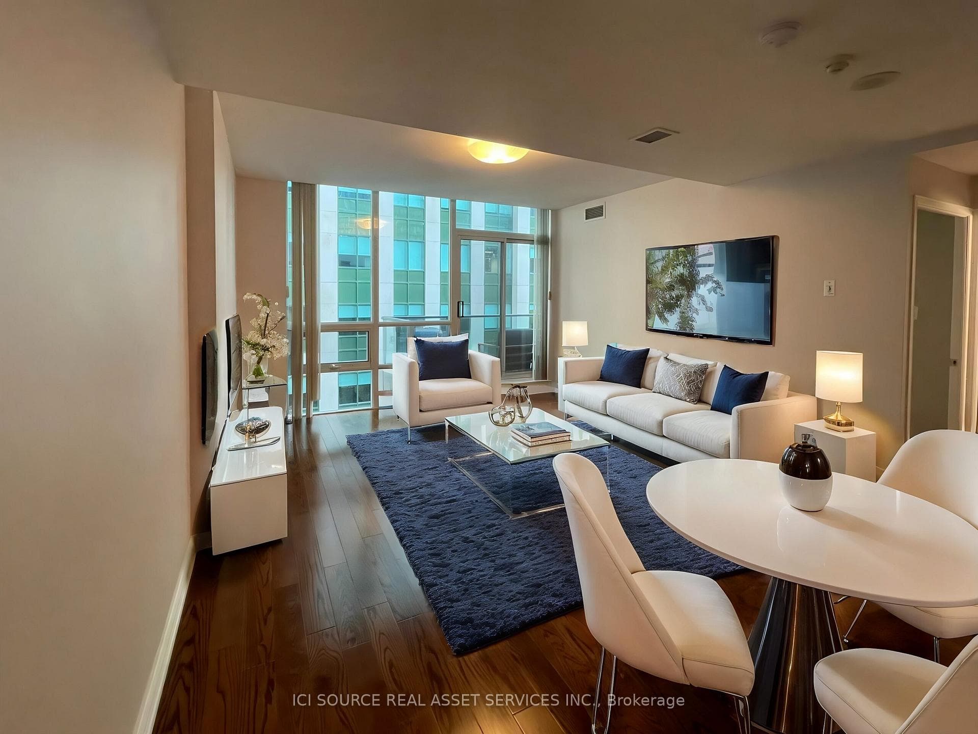263 Wellington Street Unit PH05, Toronto C08