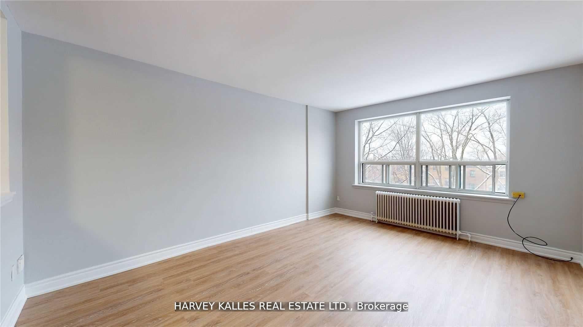 2 Greentree Court Unit 104, Keelesdale / Eglinton West, ON M6M 2A2 - Photo 1