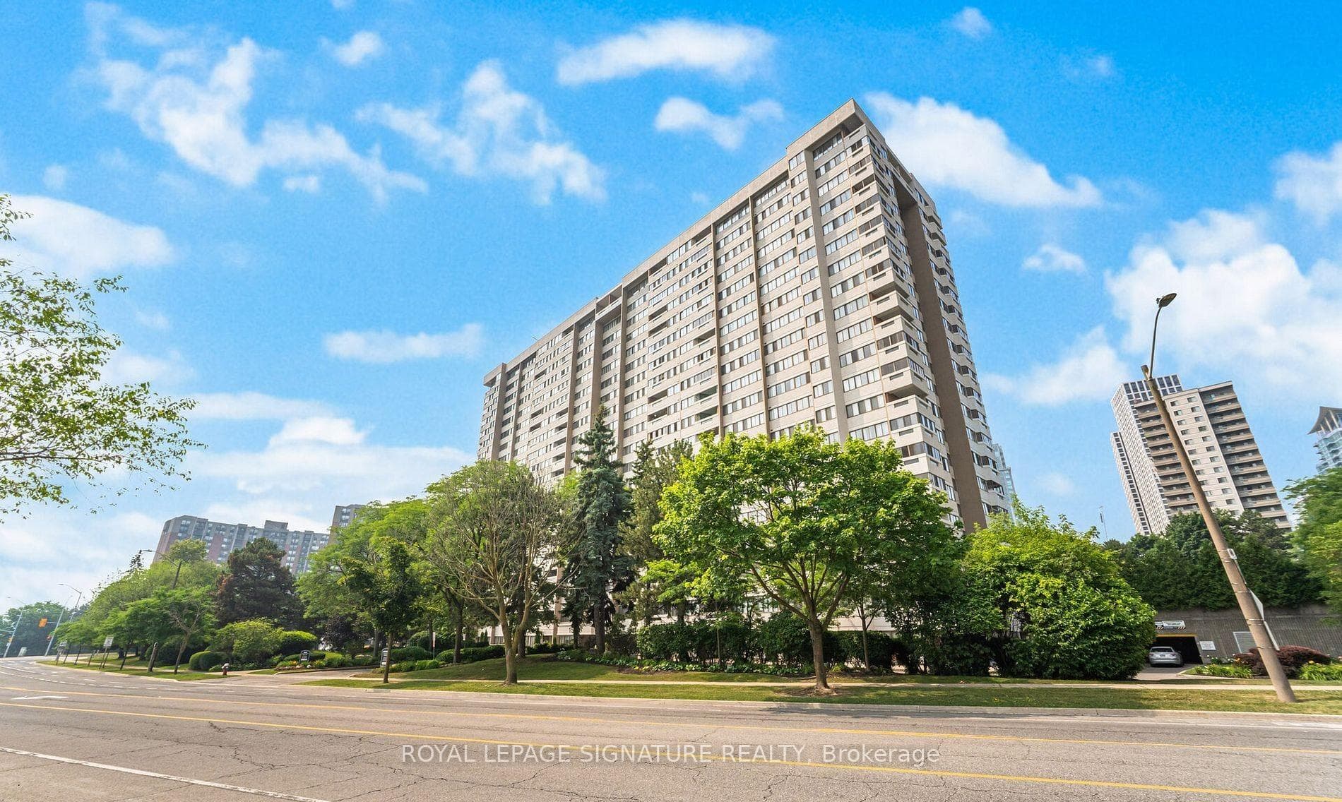 1580 Mississauga Valley Boulevard Unit 906, Mississauga, ON L5A 3T8 - Photo 1