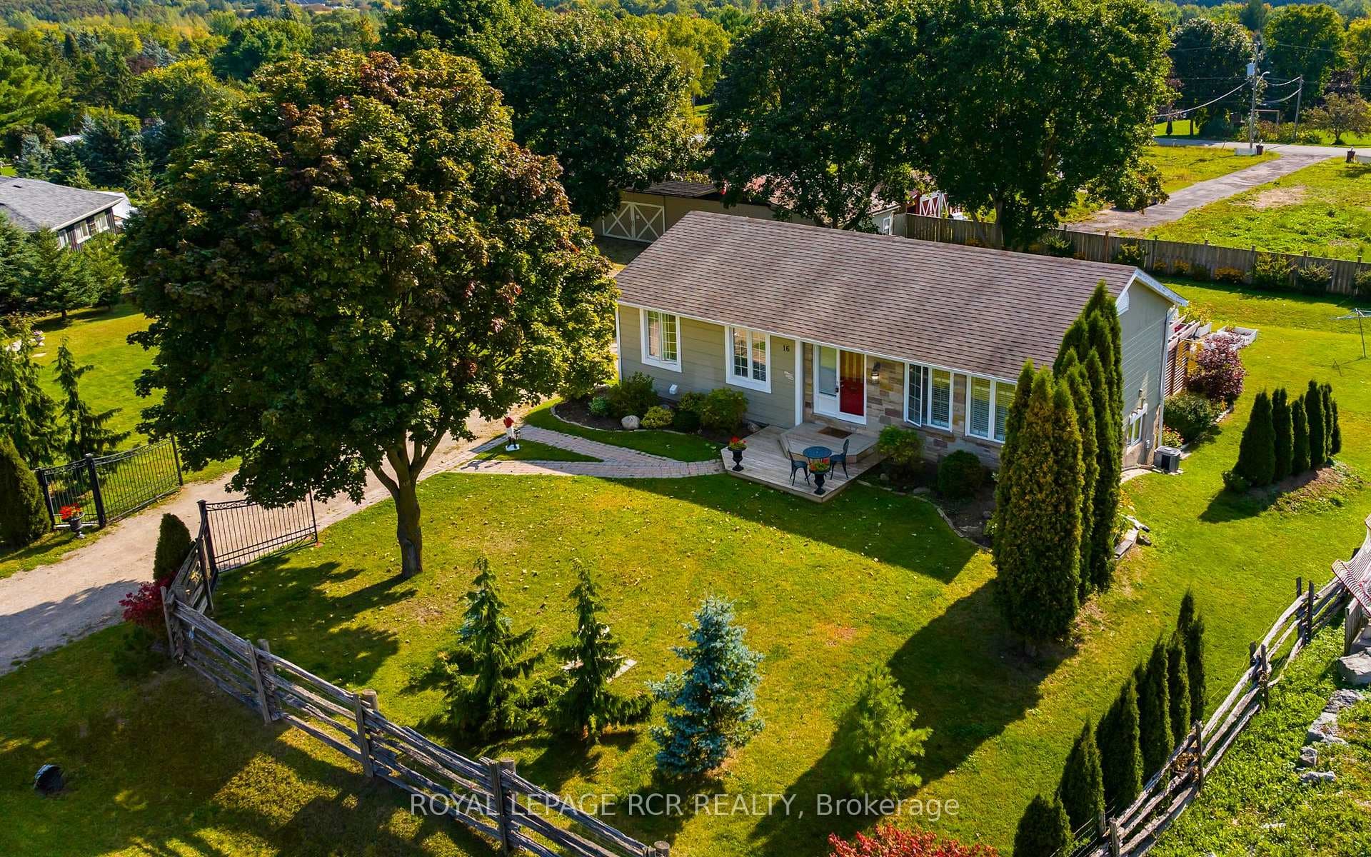 16 Barbour Drive, Erin, ON N0B 1Z0 - Photo 1