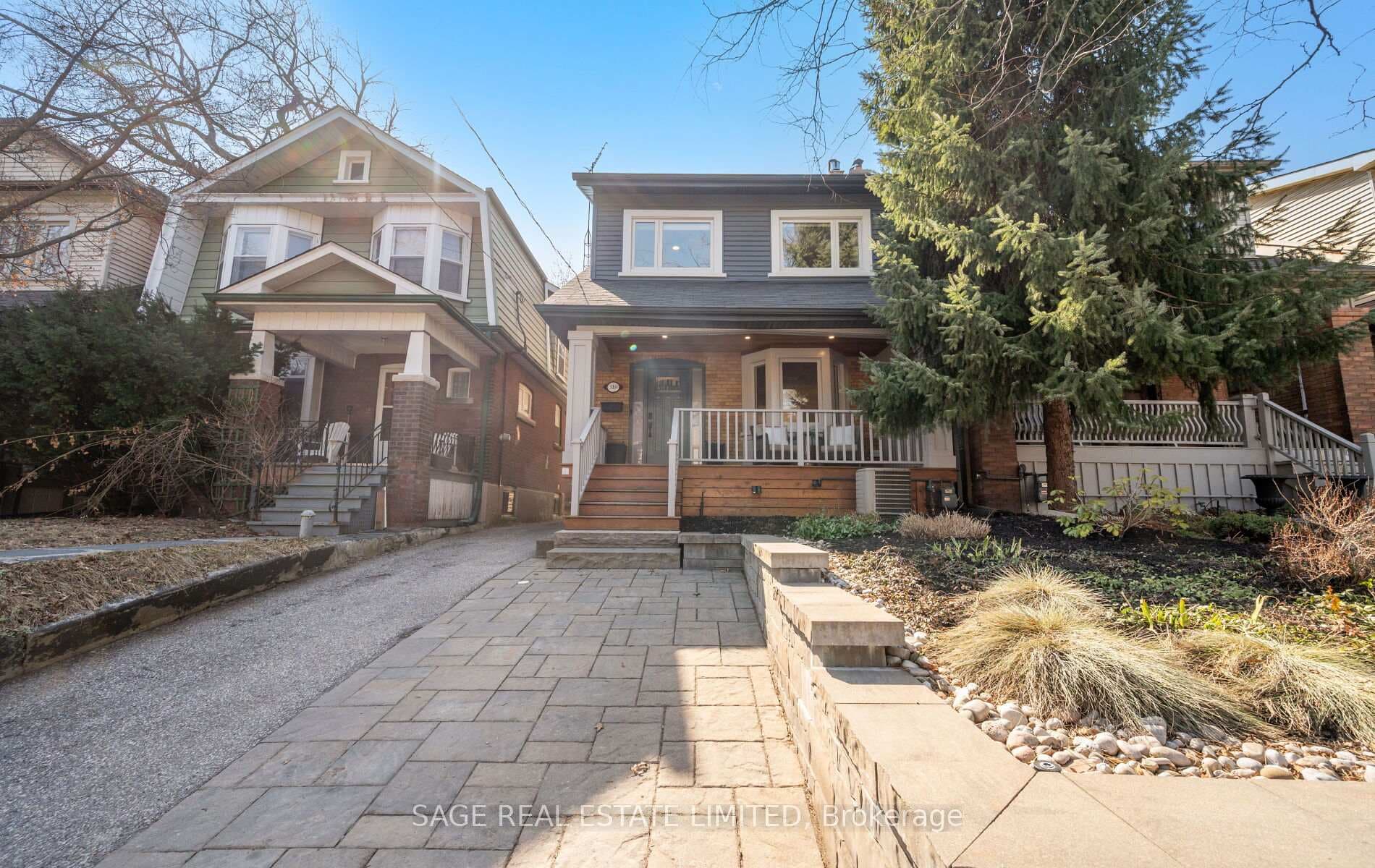 318 Durie Street, Bloor West Village / Swansea, ON M6S 3G3 - Photo 1