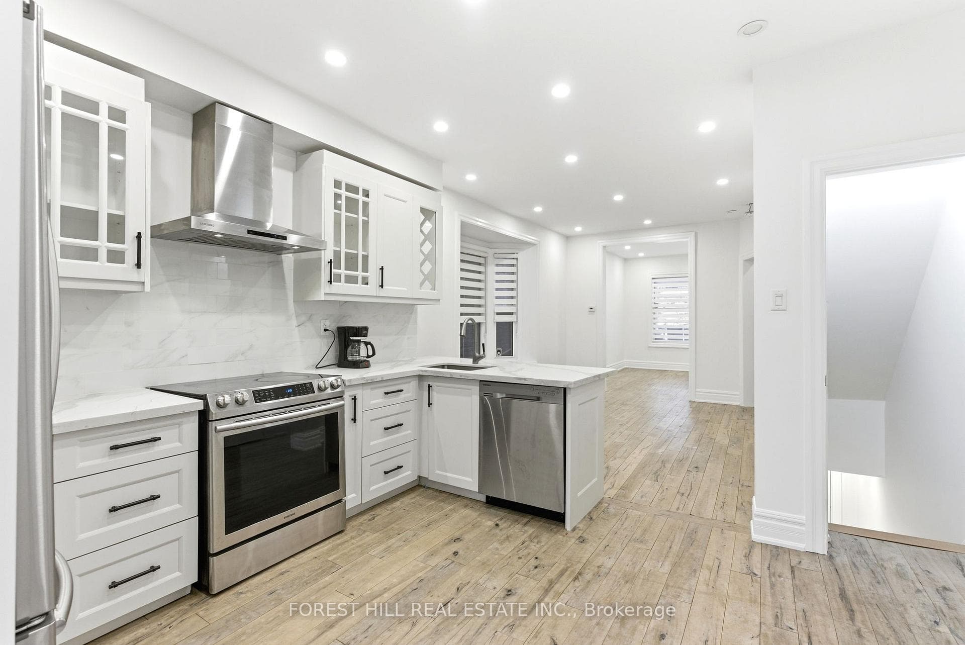 1297 Davenport Road, Bloor West Village / Swansea, ON M6H 2H3 - Photo 1