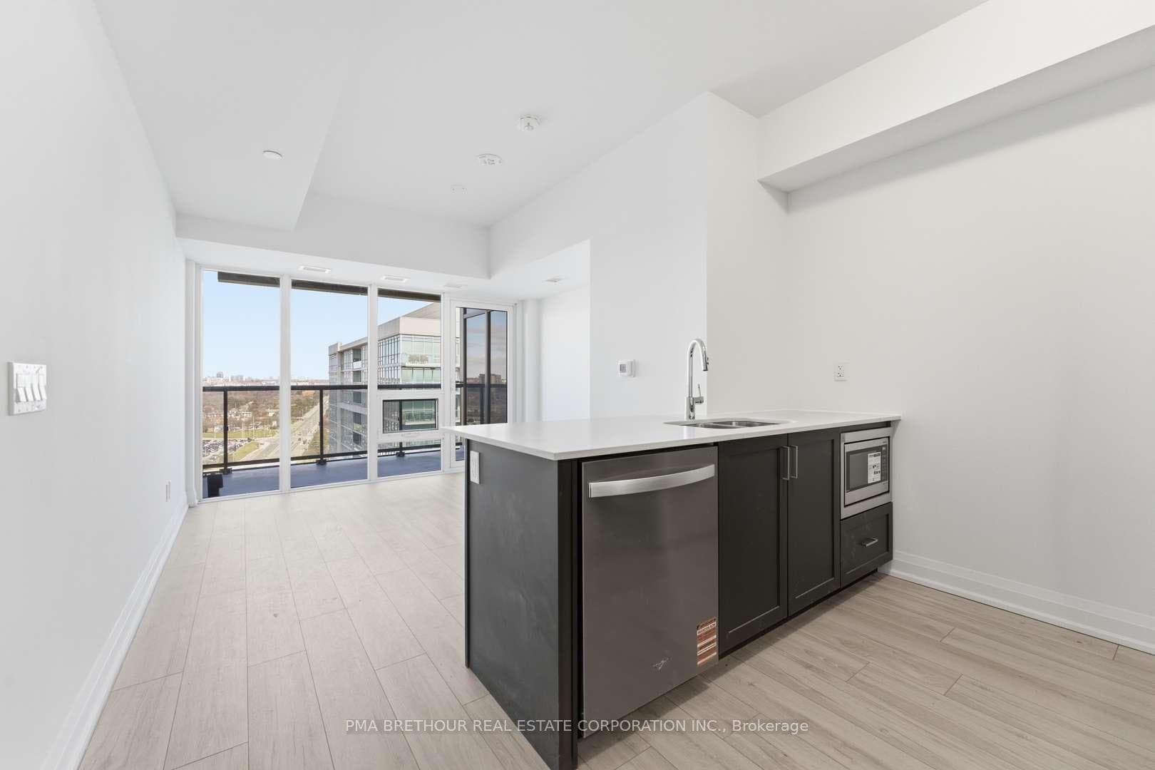 1035 Southdown Road Unit 1812, Mississauga, ON L5J 0A2 - Photo 1