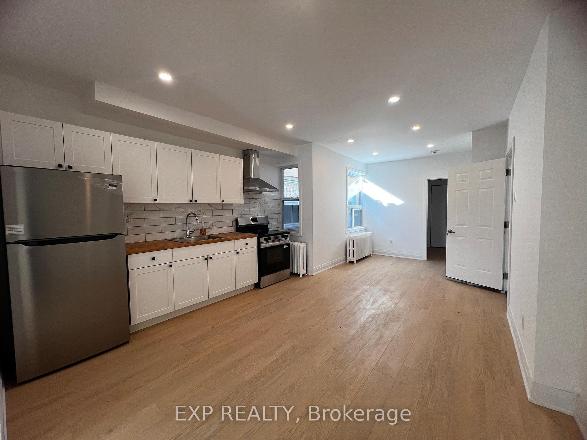 804A St Clair Avenue Unit 101, Forest Hill / Deer Park, ON M6C 1B6 - Photo 1