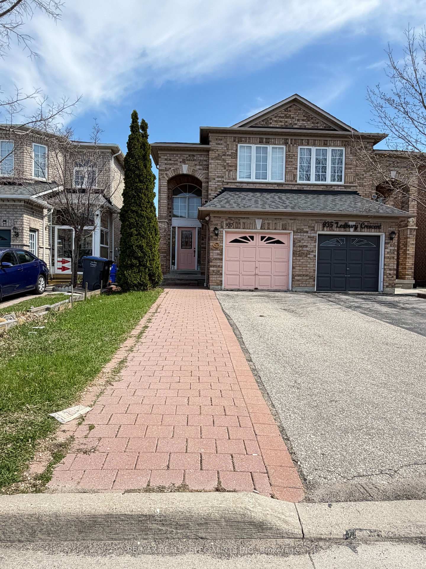 937 Ledbury Crescent, Mississauga, ON L5V 2R3 - Photo 1