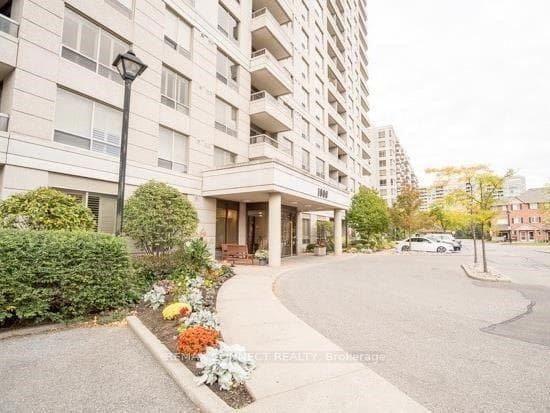 1000 The Esplanade Avenue Unit 1611, Pickering, ON L1V 6V4 - Photo 1
