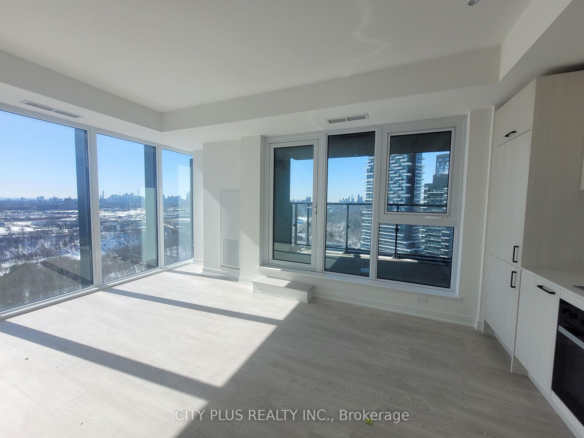 1 Quarrington Lane Unit 2403, Don Mills / Parkwoods / Victoria Village, ON M3C 0S4 - Photo 1