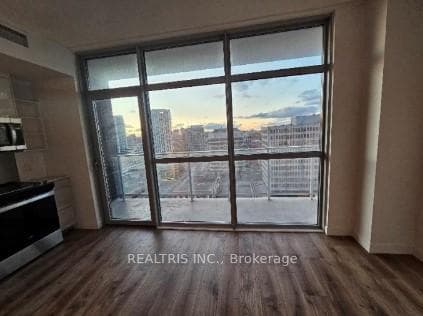 60 Frederick Street Unit 1307, Kitchener, ON N2H 0C7 - Photo 1