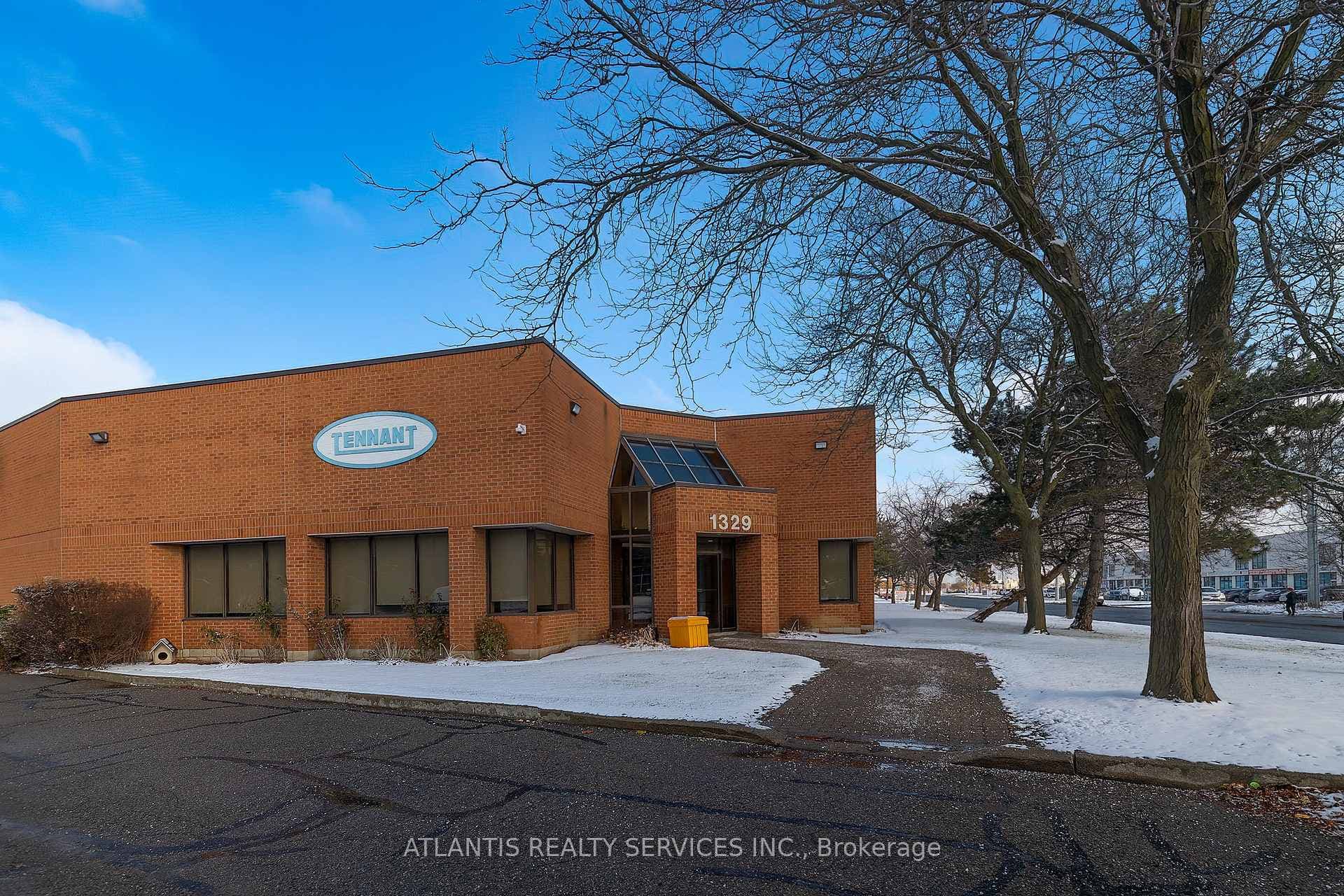 1329 Cardiff Boulevard, Mississauga, ON L5S 1R1 - Photo 1