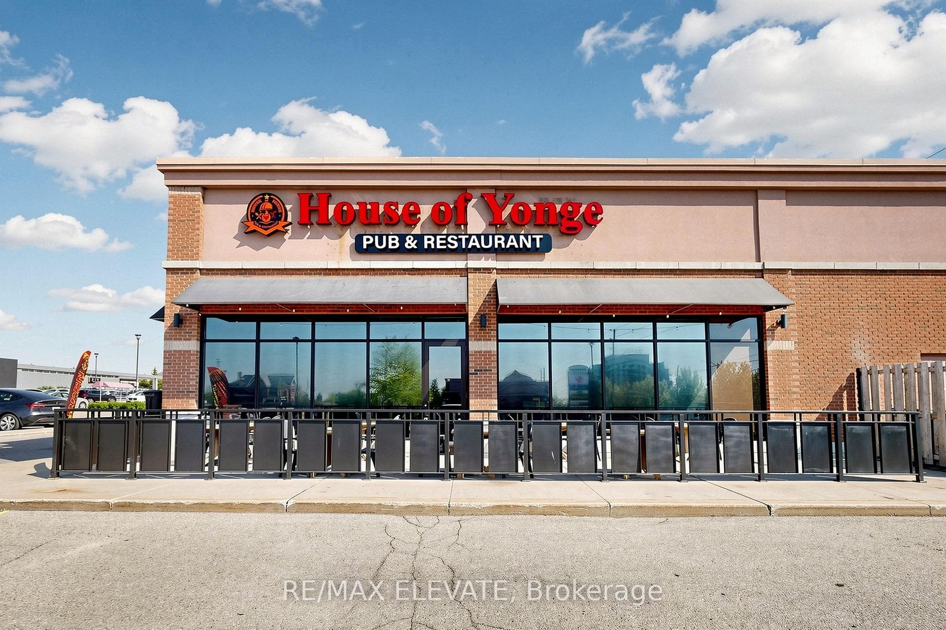 11710 Yonge Street Unit 101, Richmond Hill, ON L4E 0K4 - Photo 1