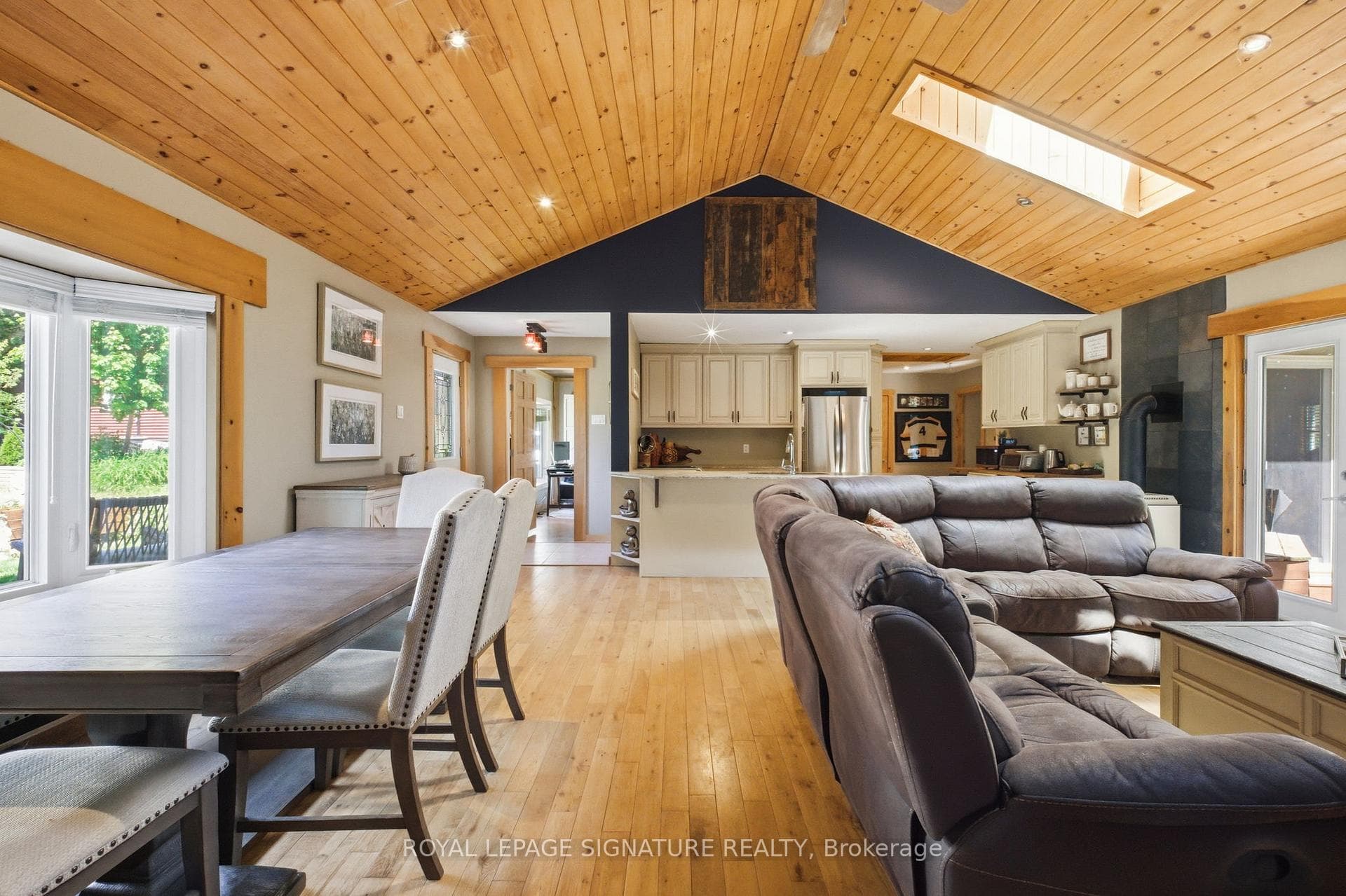 33 Old Pavillion Road, Caledon, ON L7C 3J8 - Photo 1