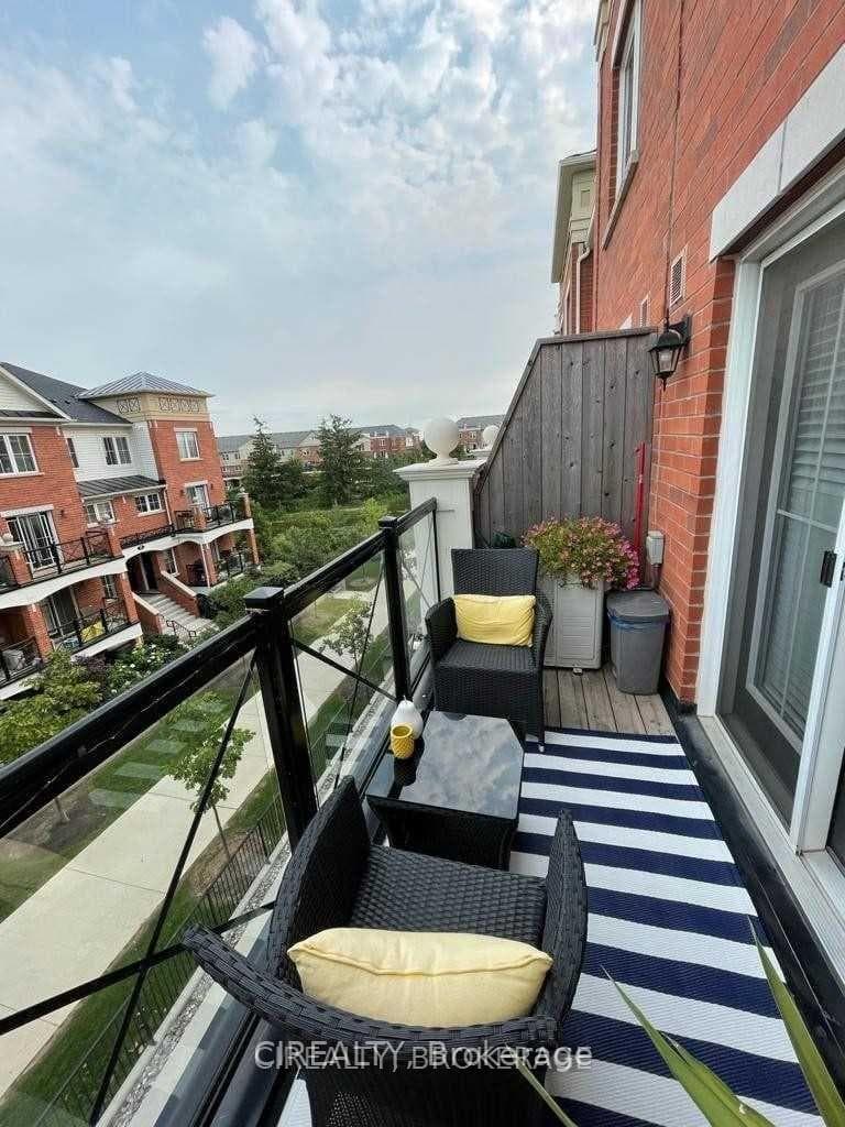 2480 Post Road Unit 16, Oakville