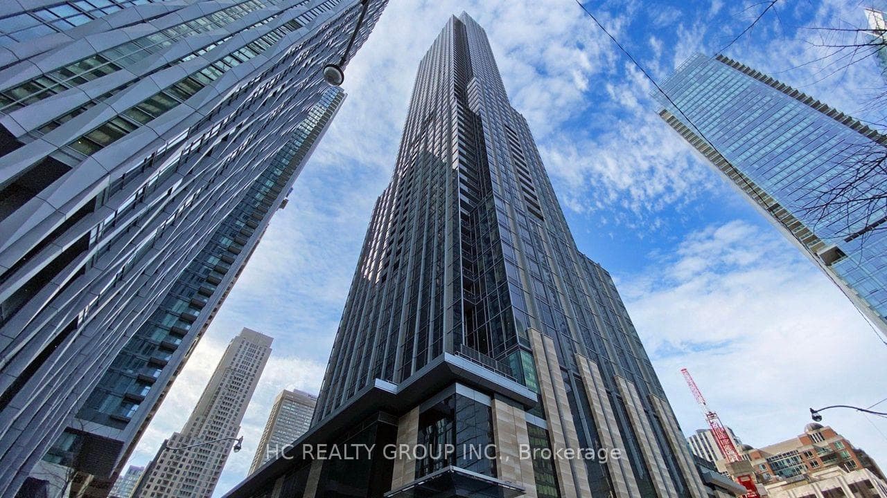 11 Yorkville Avenue Unit 2107, Annex / Yorkville / Summerhill, ON M4W 1L2 - Photo 1