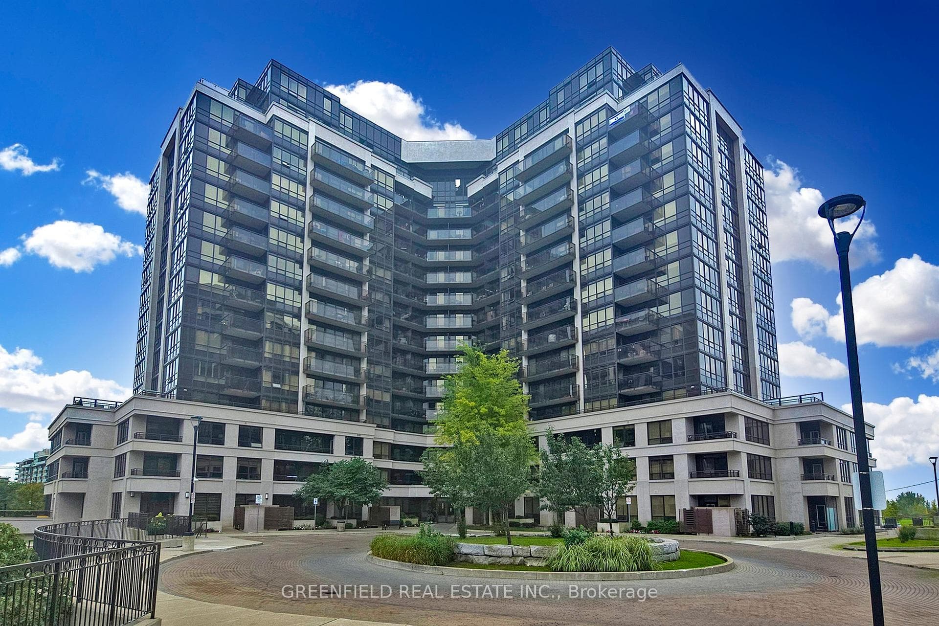 1060 Sheppard Avenue Unit 820, Downsview / Black Creek, ON M3J 0G7 - Photo 1