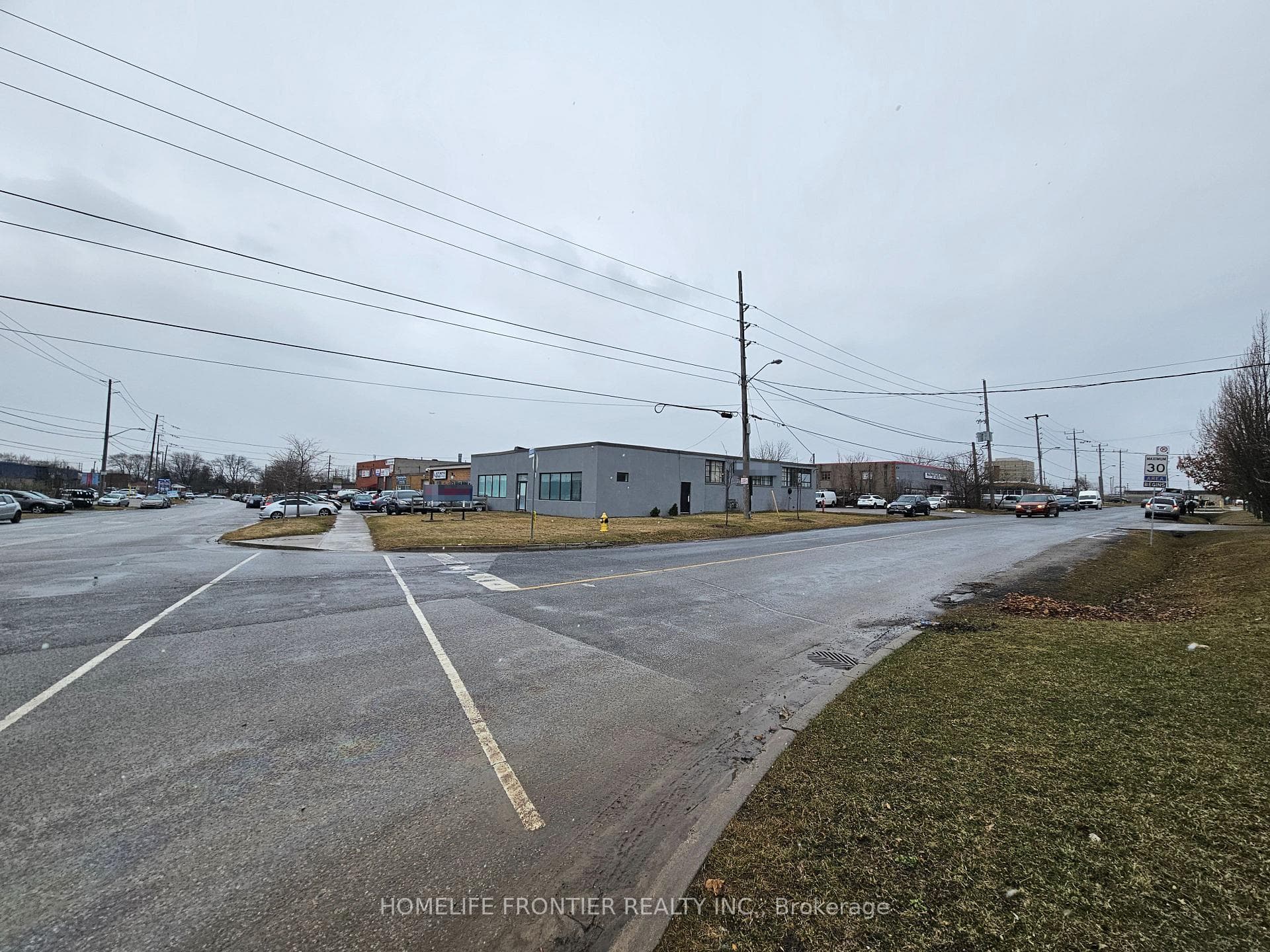 13 Racine Road, Etobicoke (West Mall / Rexdale), ON M9W 2Z2 - Photo 1