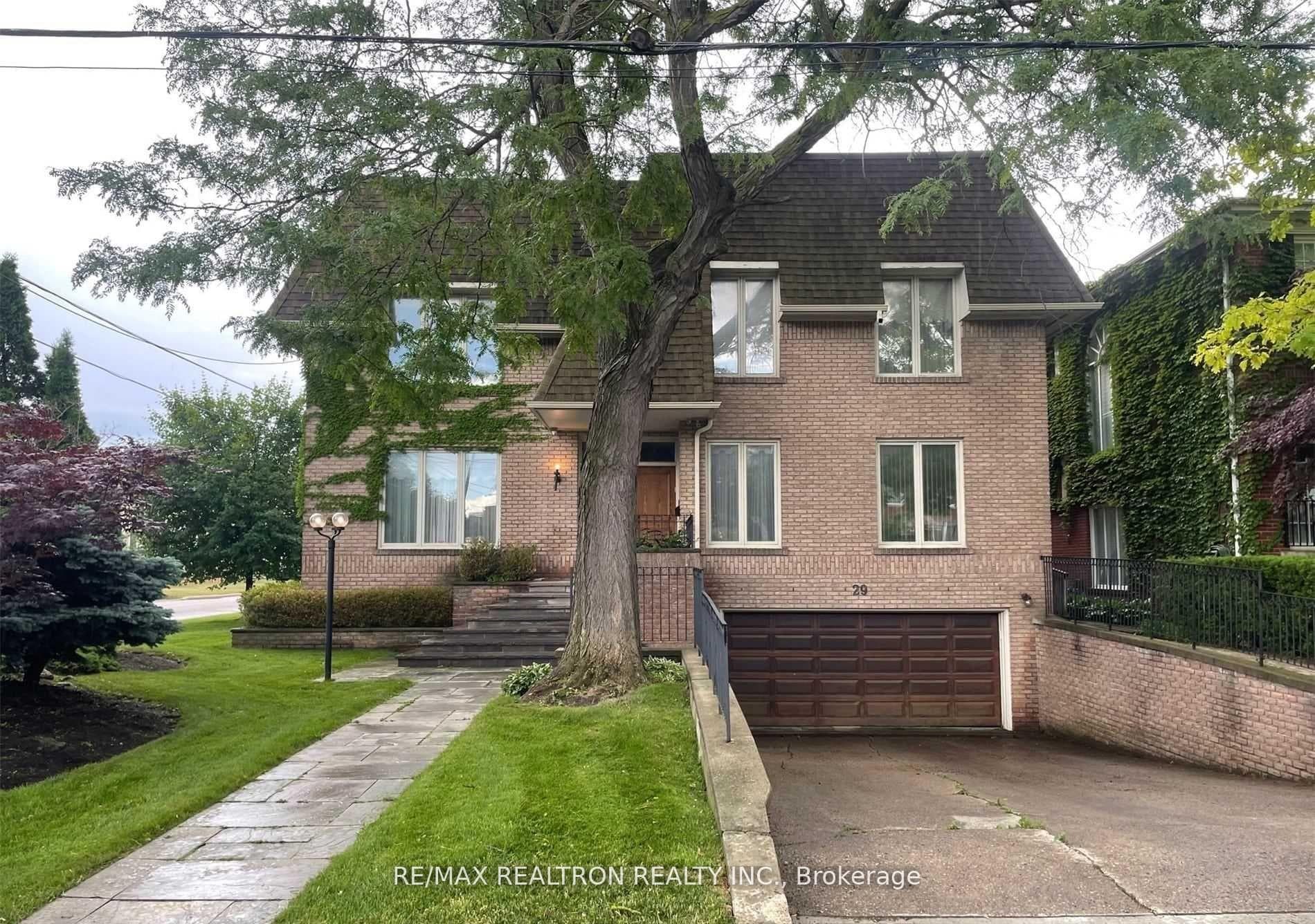 29 Sultana Avenue, Lawrence Park / Bedford Park, ON M6A 1T2 - Photo 1