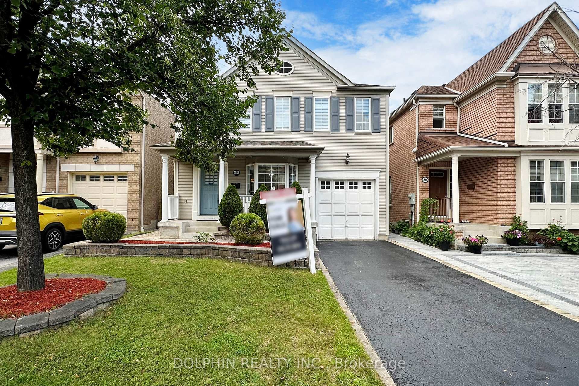 22 Mcsweeney Crescent, Ajax